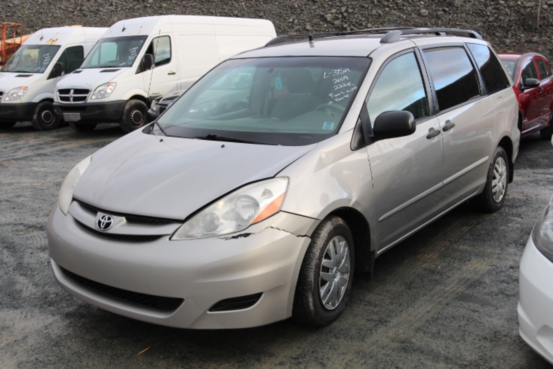 *2009 TOYOTA SIENNA*