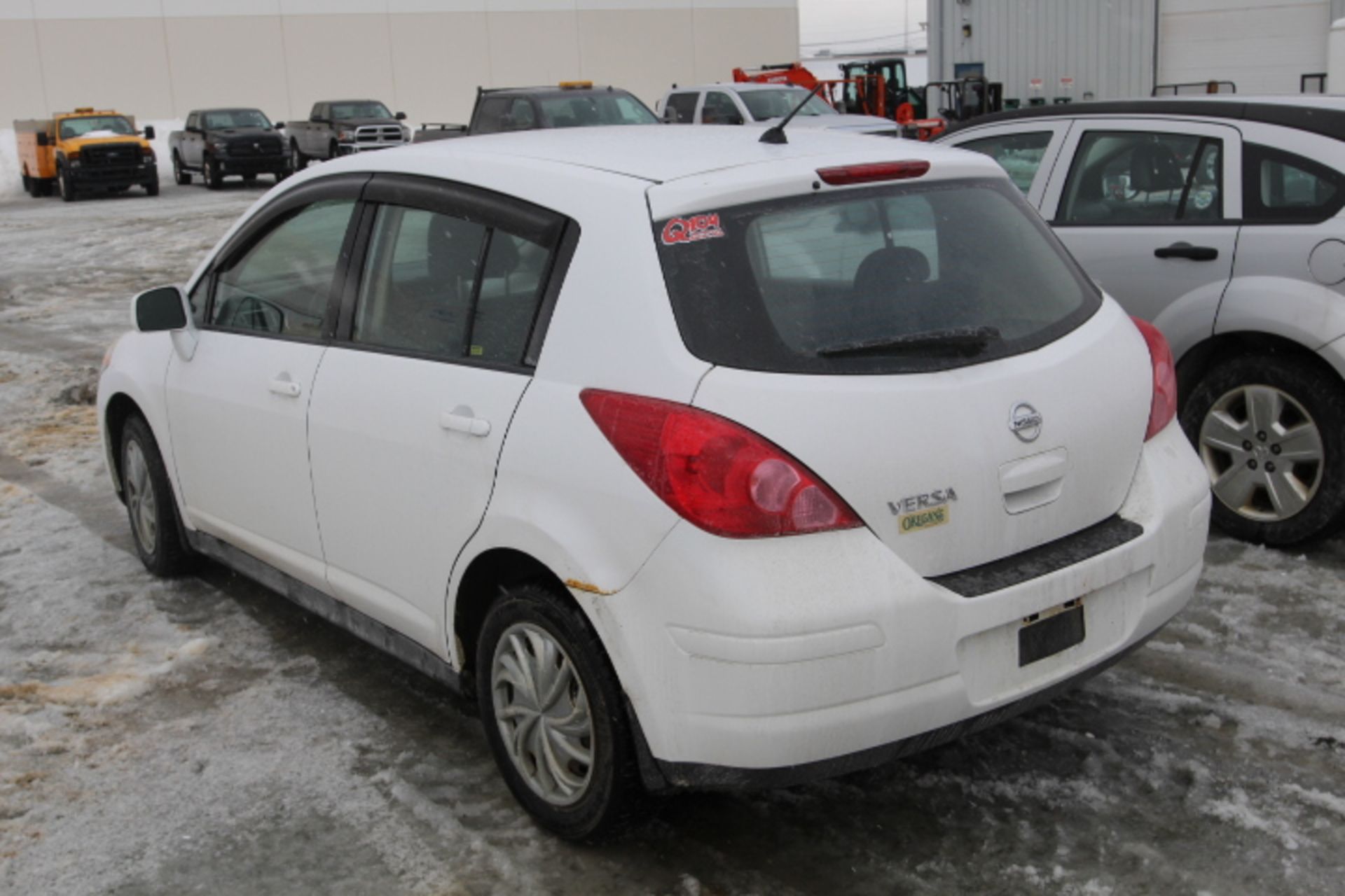 2008 NISSAN VERSA HATCH - Image 4 of 6