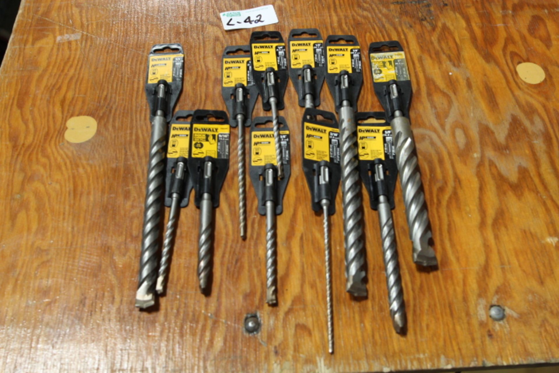 LOT OF 11 NEW DEWALT,SDS & MASONARY DRILL BITS VARIOUS SIZES AND LENGHTS