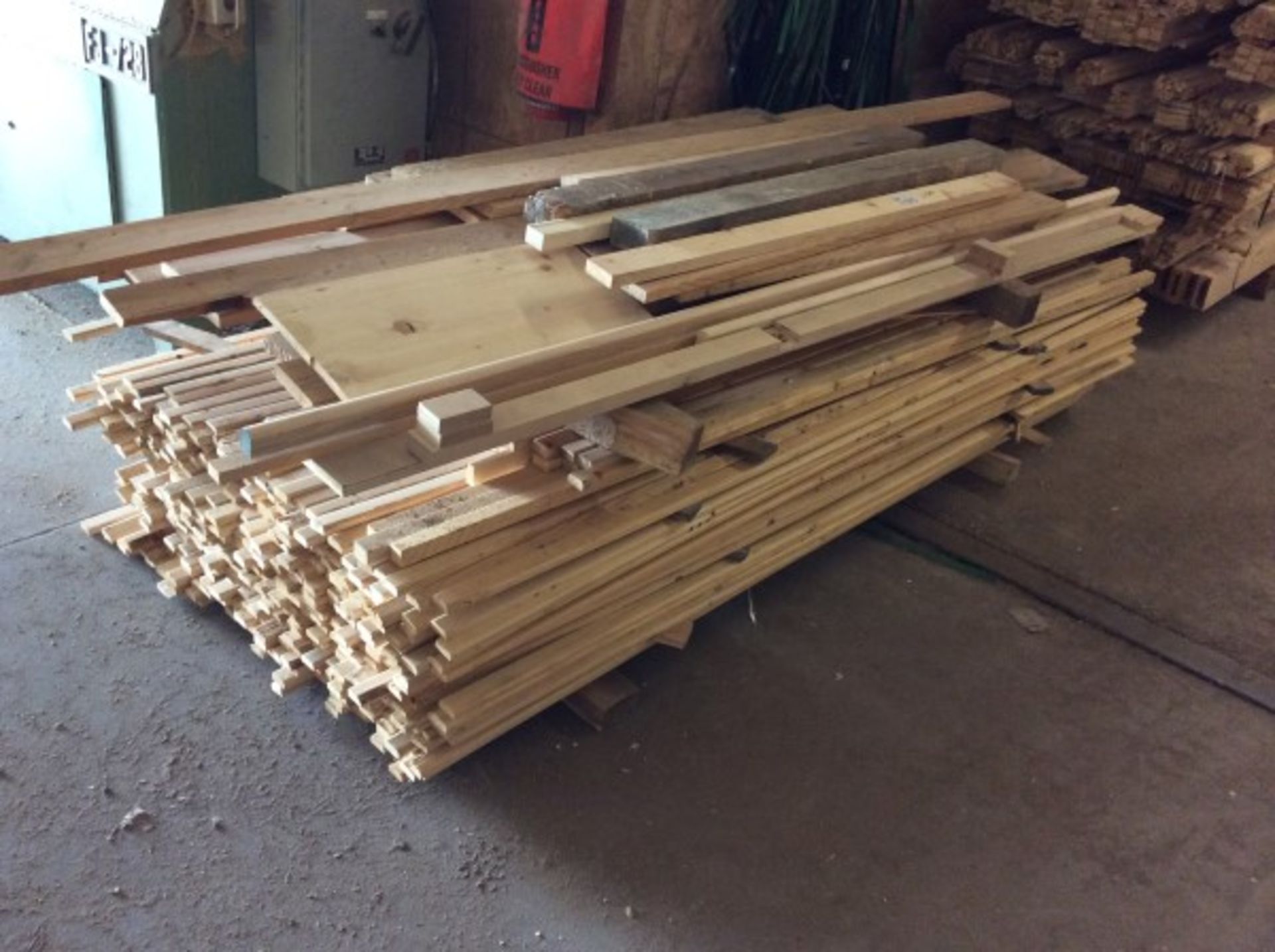 SKID LOT OF VARIOUS WOOD, LENGTHS AND SIZES - D