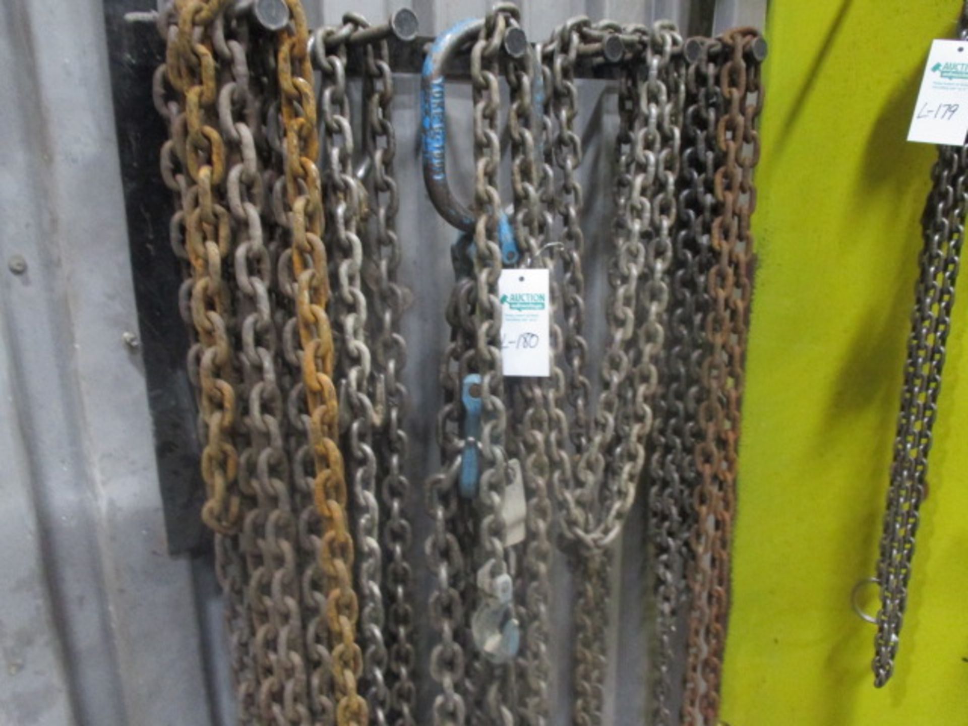 Approx 8 Misc HD Chain 2 - 4 way Sling Chains