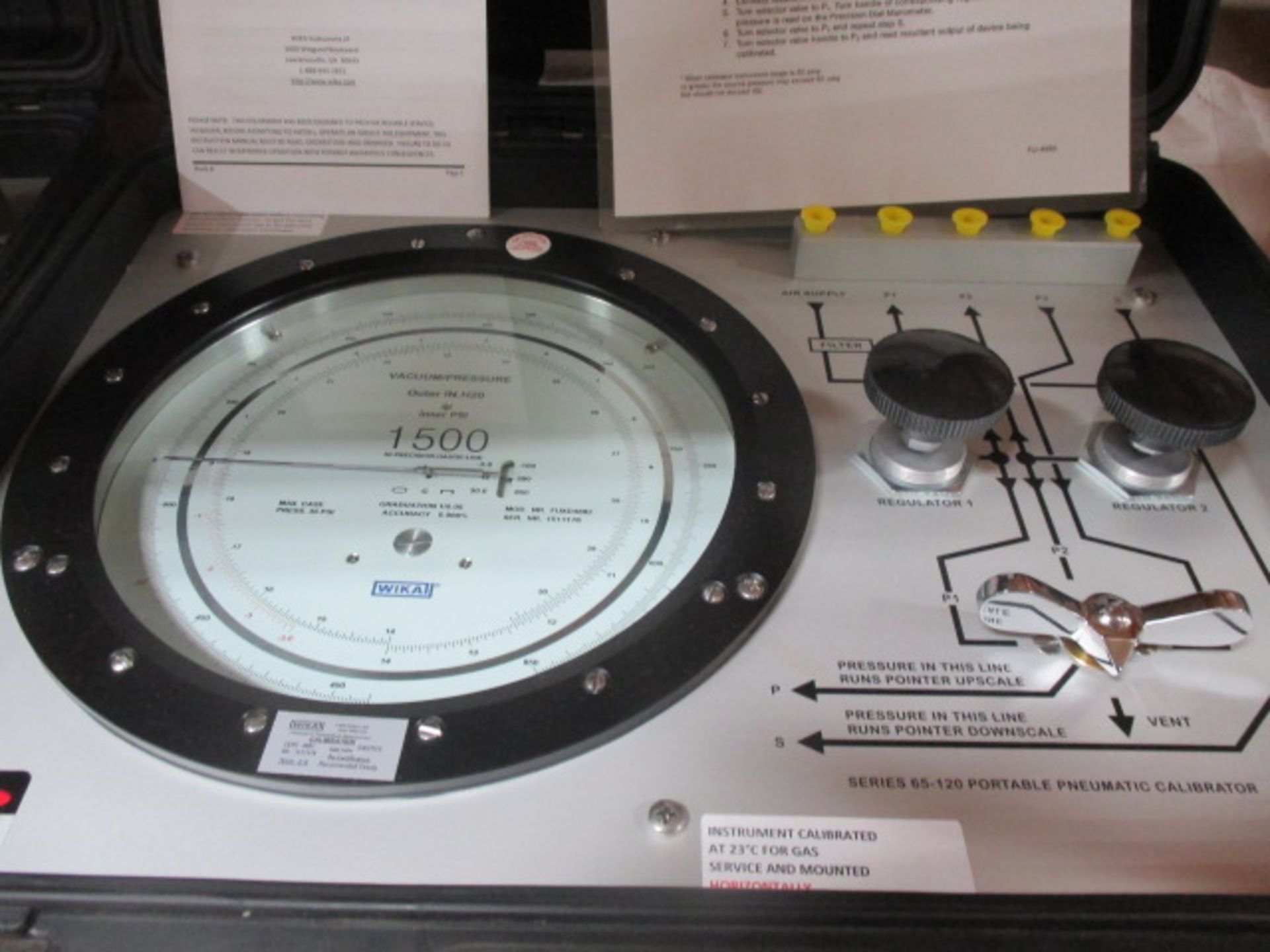 High Precision Portable Pneumatic Calibrator Series 65-120