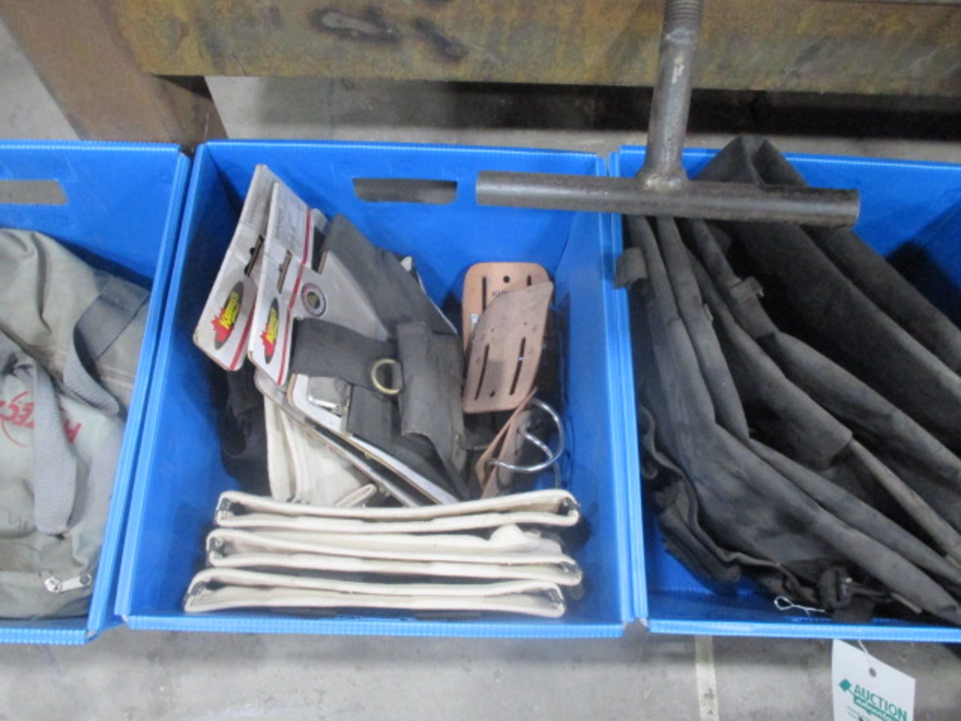 3 Boxes of Gloves, Welding Aprons, Safety Harnesses - Image 3 of 5