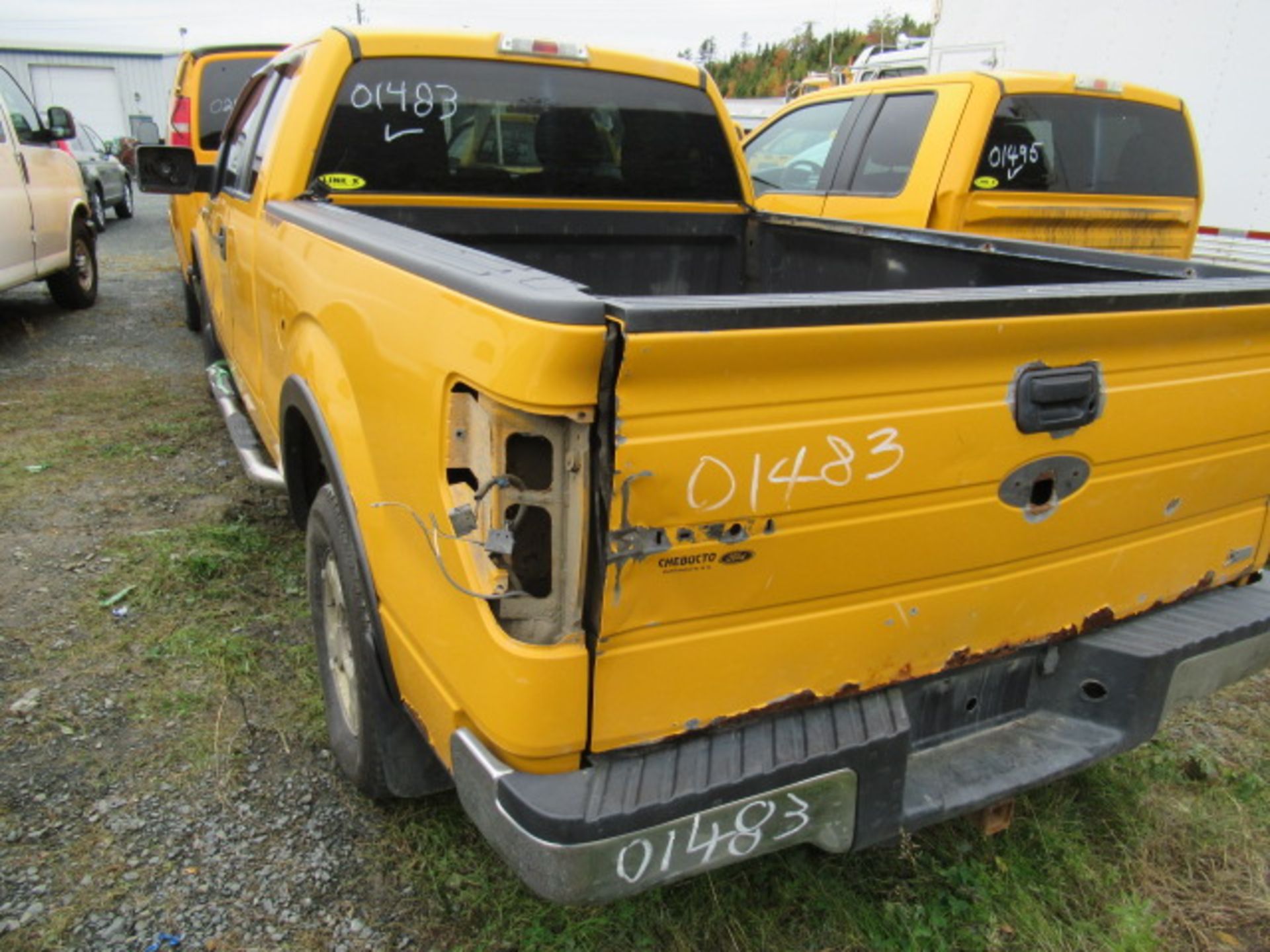 * 2010 FORD F150 - - Image 3 of 4