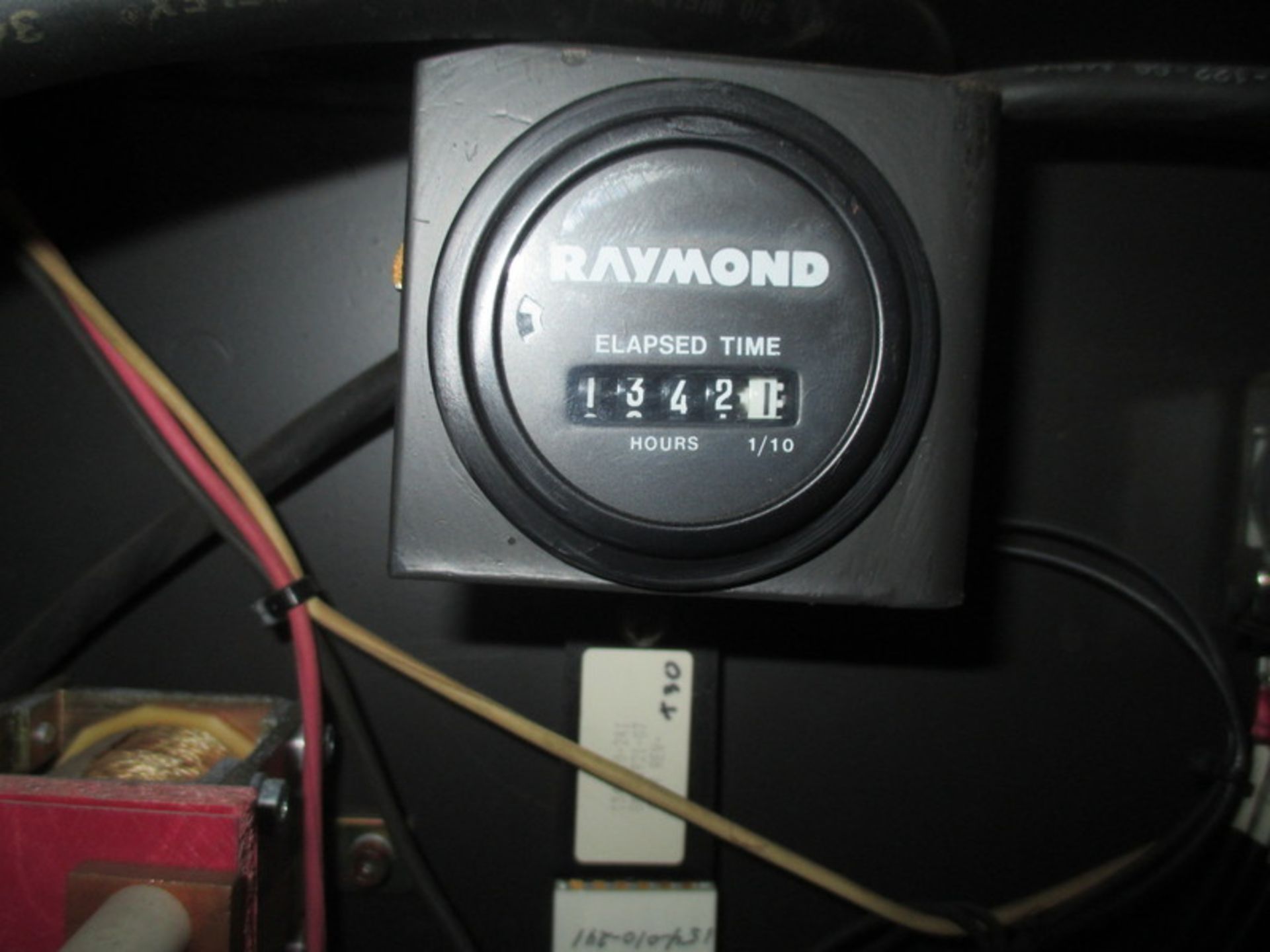 Raymond 3000LB Side Load Truck - Image 4 of 8