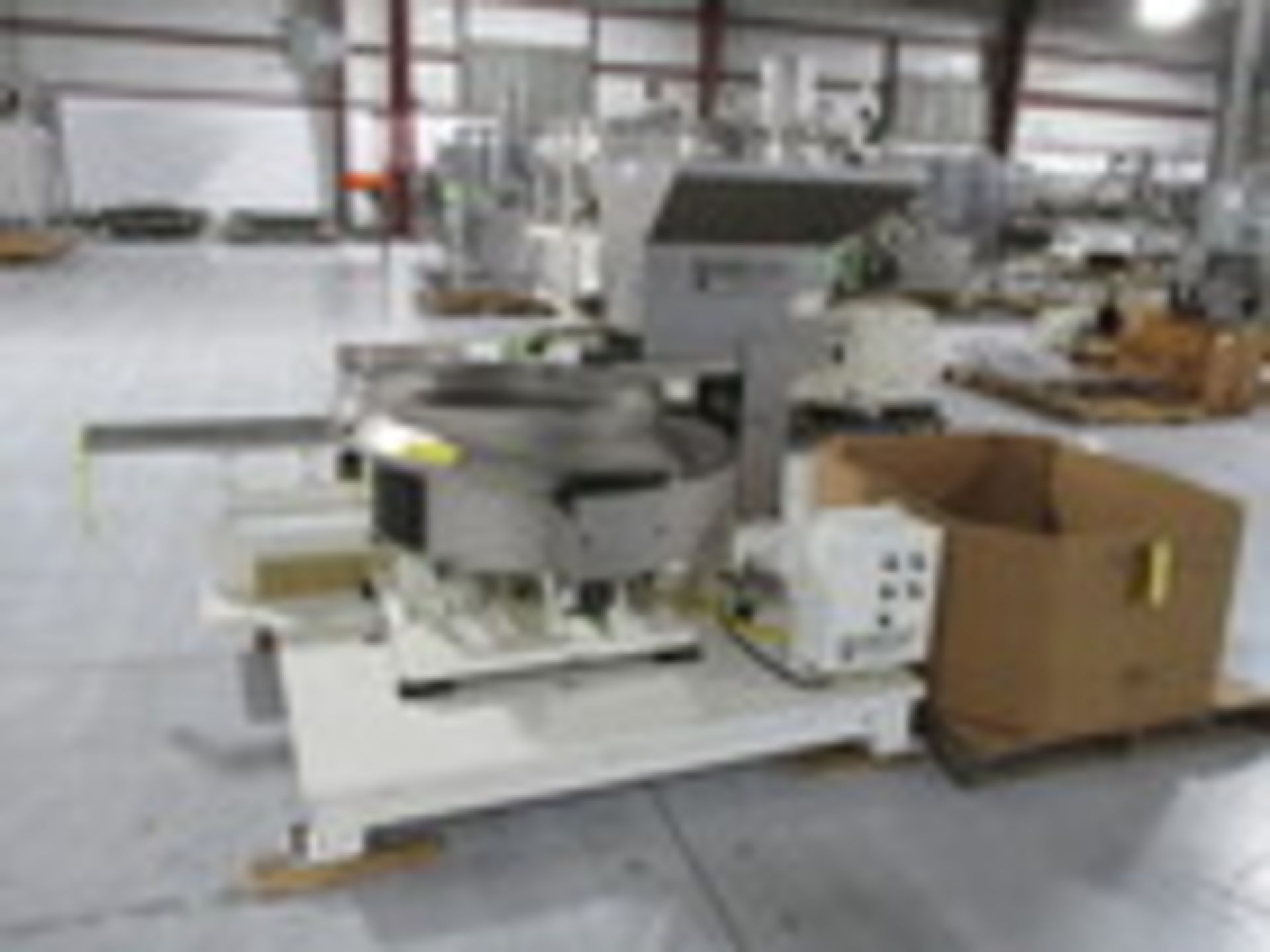 Moorfeed 30" S/S Vibratory Feeder System, Year 2003 - Image 2 of 3