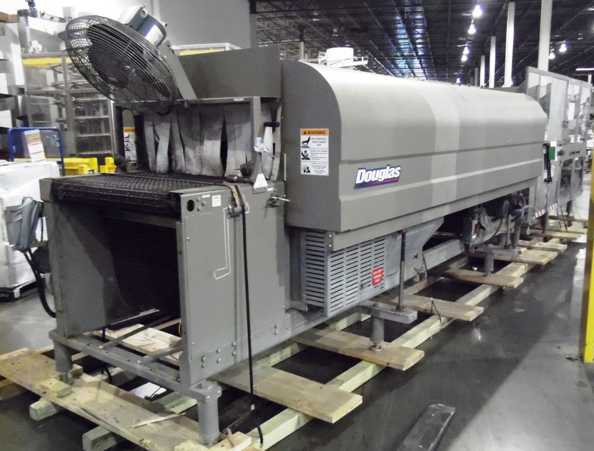 Douglas M50 Tray Shrink Wrapper with Contour Heat Tunnel - Image 3 of 3