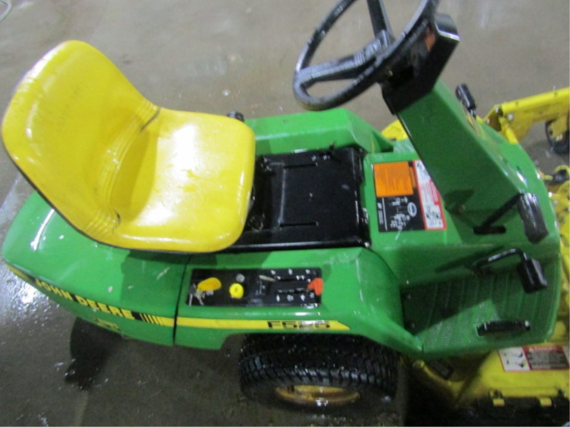 JD Mower F525, 561 hours, Serial #MOF525A151069 - Image 3 of 7