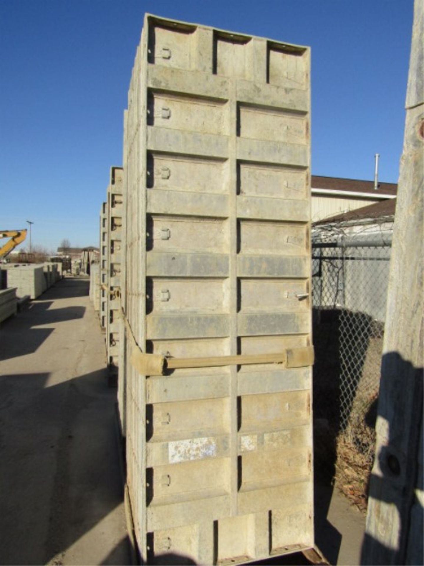 (15) 36" x 9' Western Concrete Forms, Smooth 6-12 Hole Pattern Single Punch/Gasket Attached