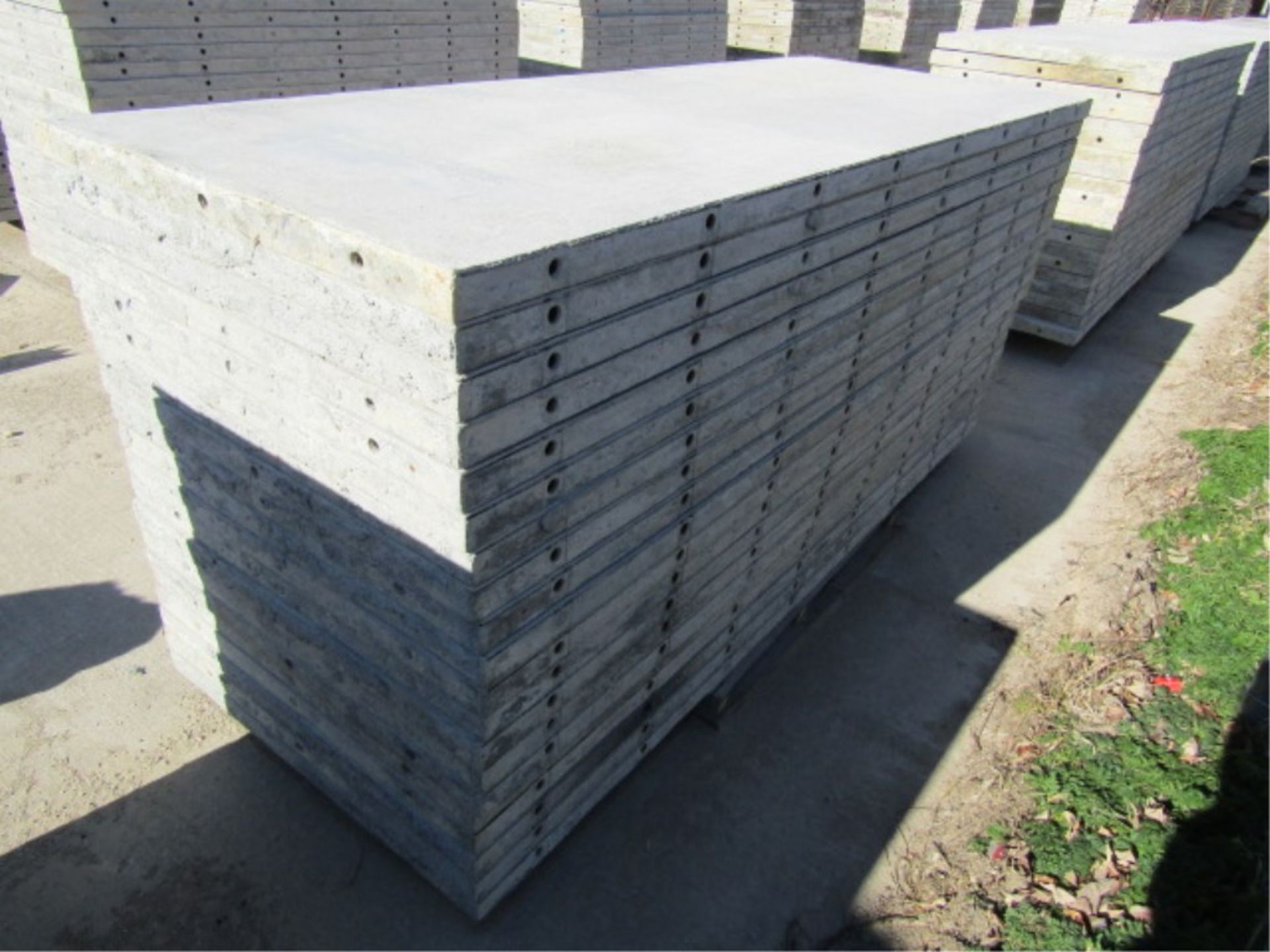 (20) 36" x 8' Western Concrete Forms, Smooth 6-12 Hole Pattern Single Punch/Gasket Attached