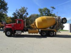 1997 International Paystar 5000TIA Concrete Mixer, 1997 International Paystar 5000TIA Concrete Mixer