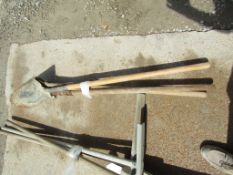 (3) Round Point Shovels, Located in Wildwood, MO