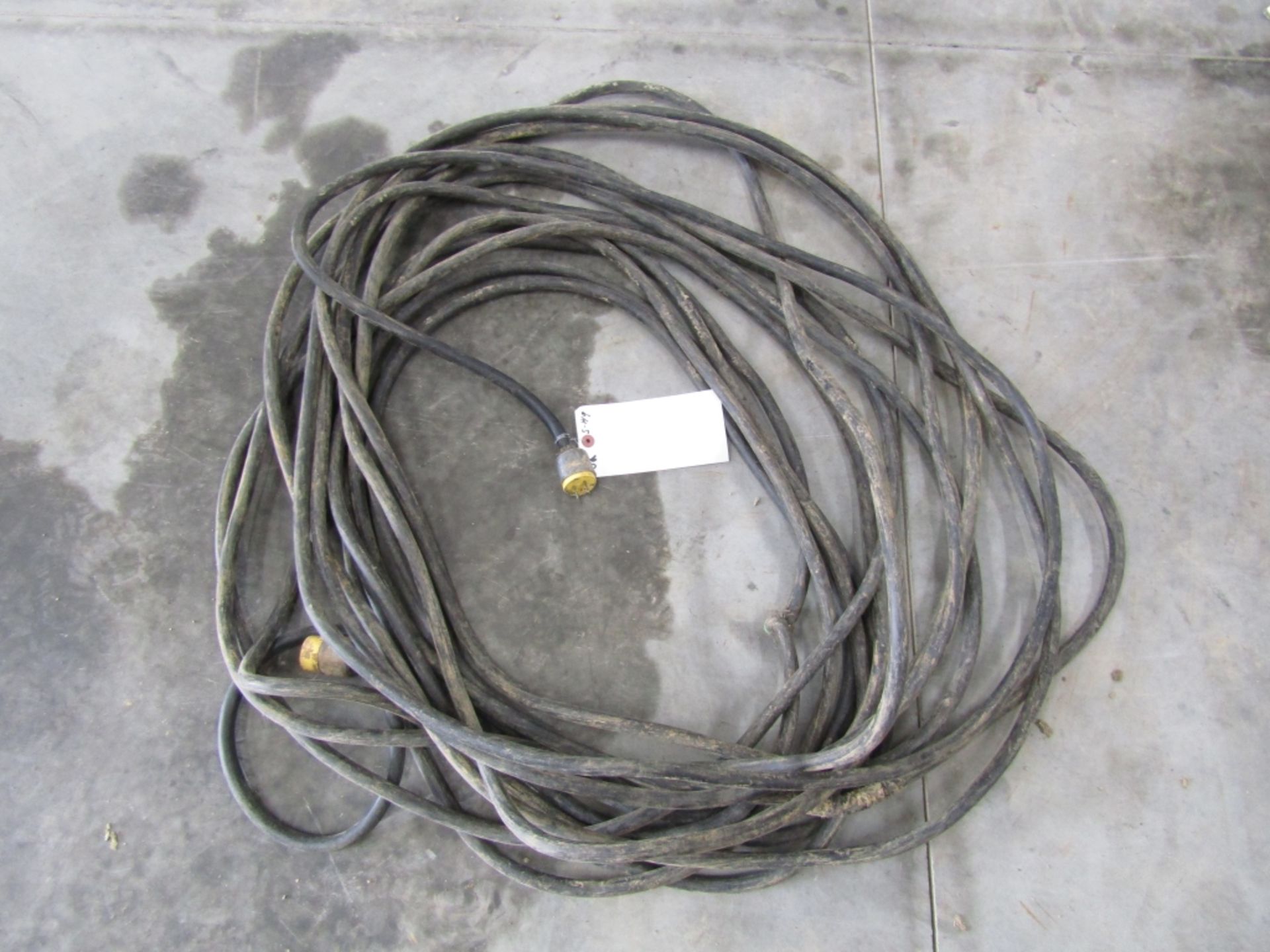 32' Extension Cord, Located in Hopkinton, IA