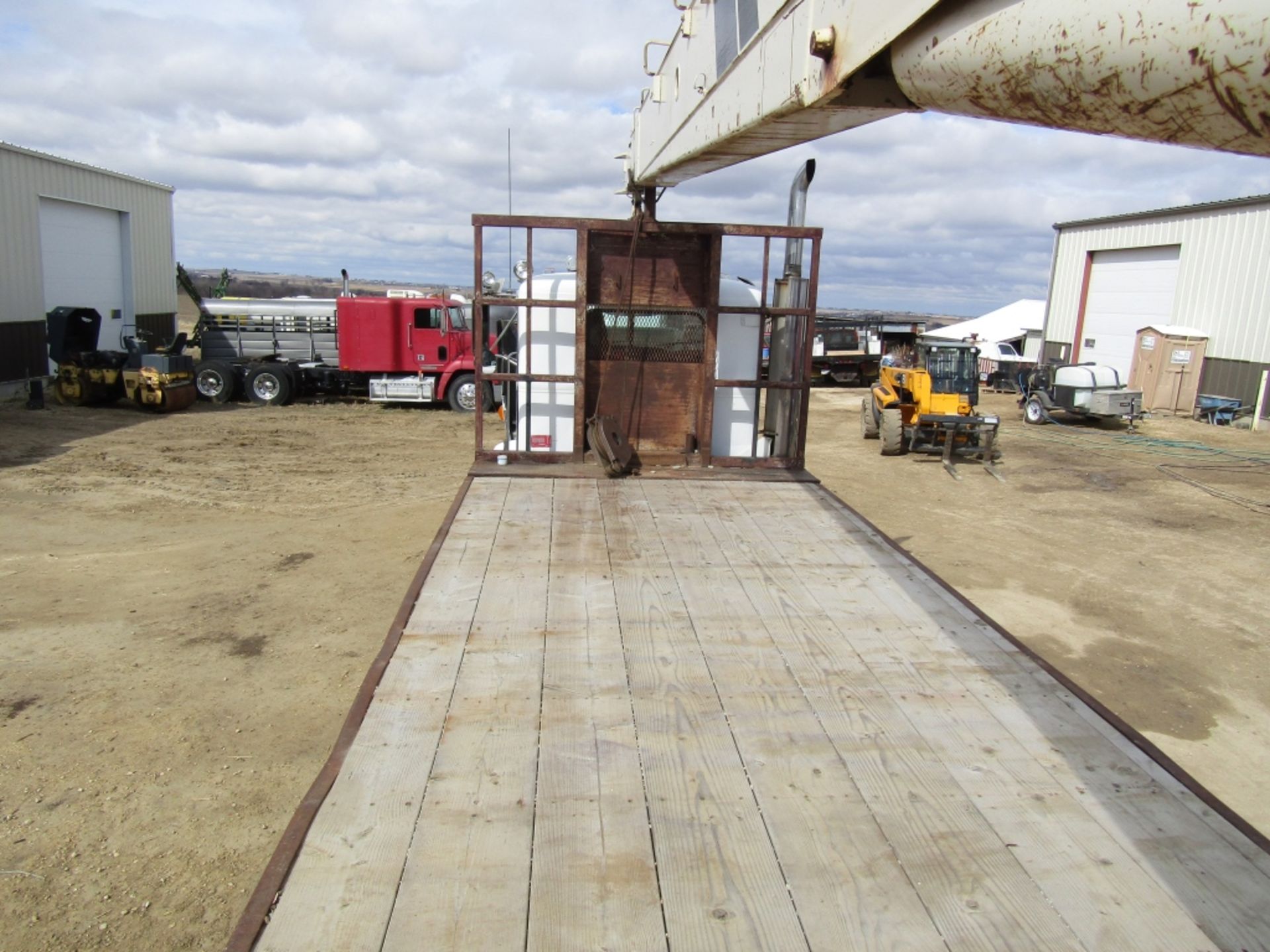 1990 Western Star Boom Truck, Model # 3864S, Vin # 2WLKCFF4LK926978, 535,320 miles, 9418 Engine - Image 34 of 40