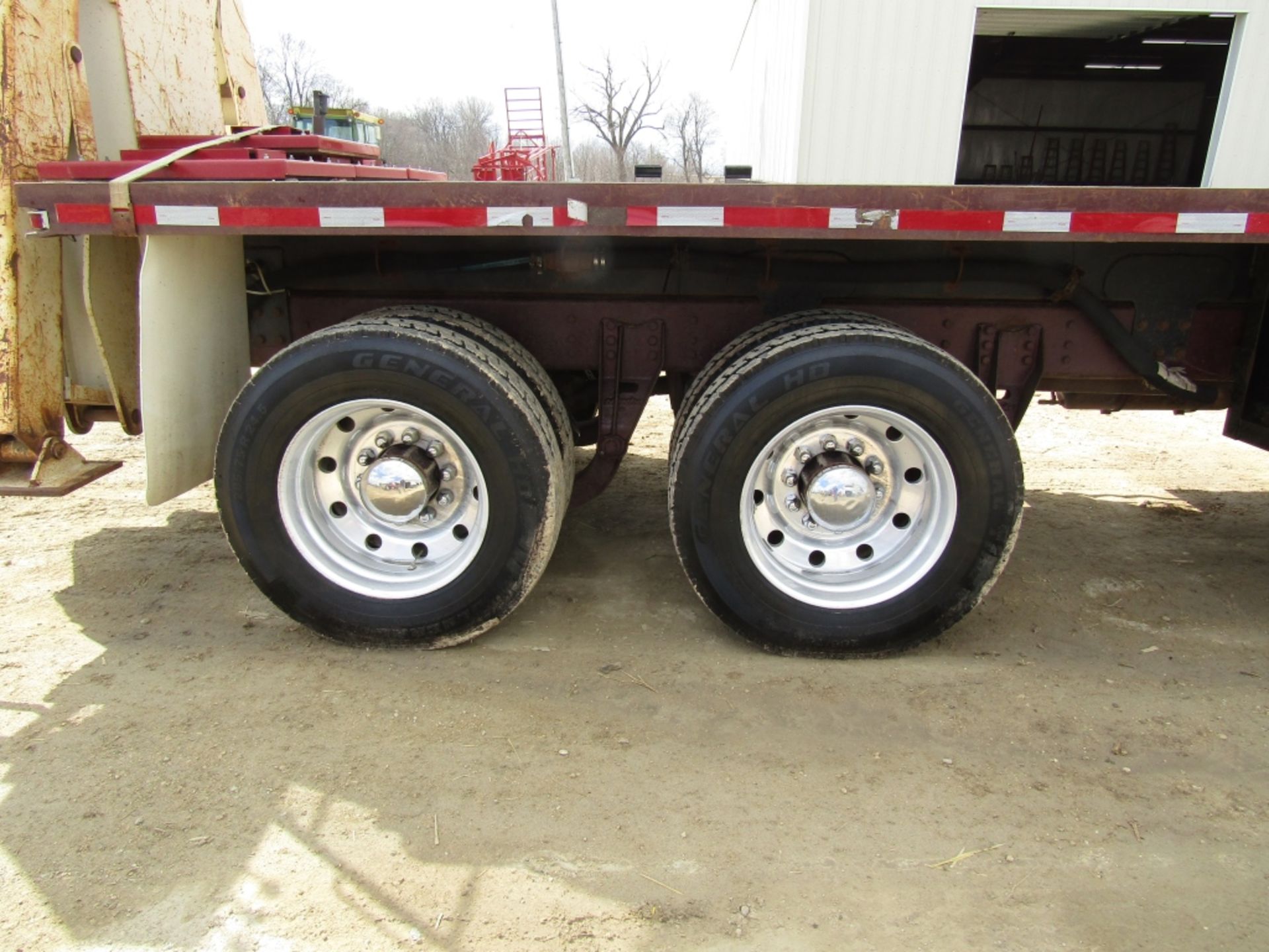 1990 Western Star Boom Truck, Model # 3864S, Vin # 2WLKCFF4LK926978, 535,320 miles, 9418 Engine - Image 17 of 40