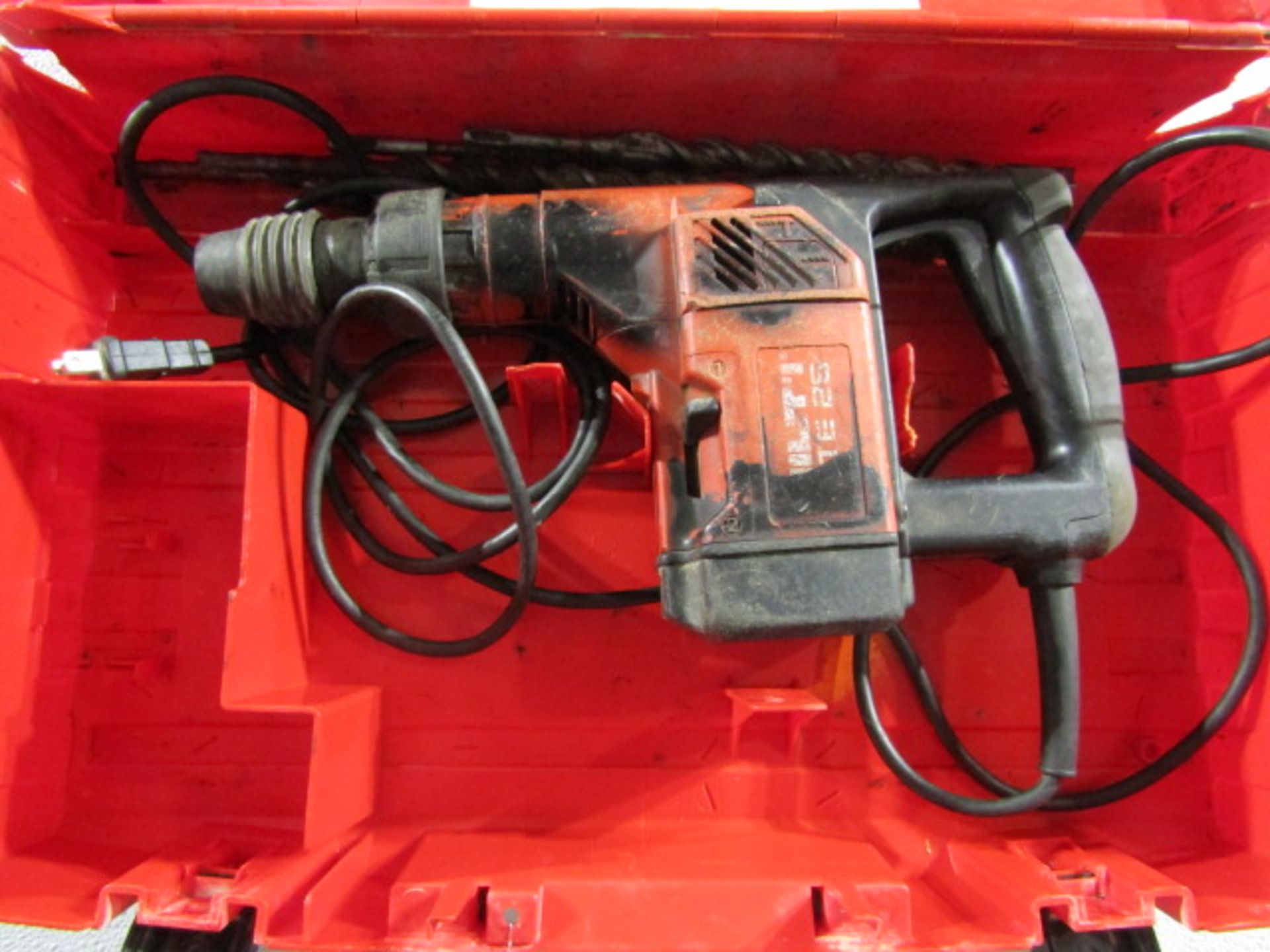 Hilti TE25 Hammer Drill, Max Concrete 1 1/4', 120 Volt, Located in Hopkinton, IA