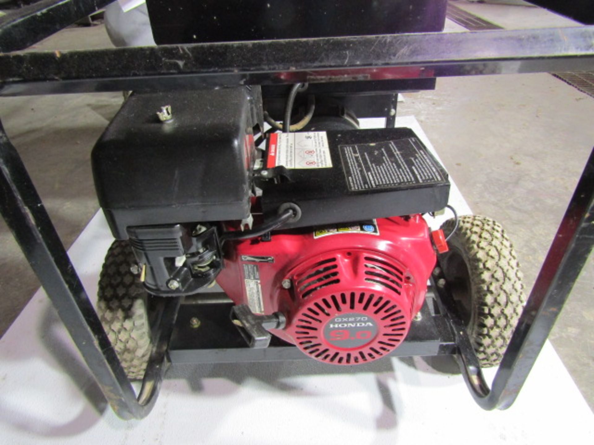 Master 5000 Generator, Model # MGH5000E, Serial # MPO8000GA, 3600 RPM, 120/240 Volt, Located in - Image 3 of 5