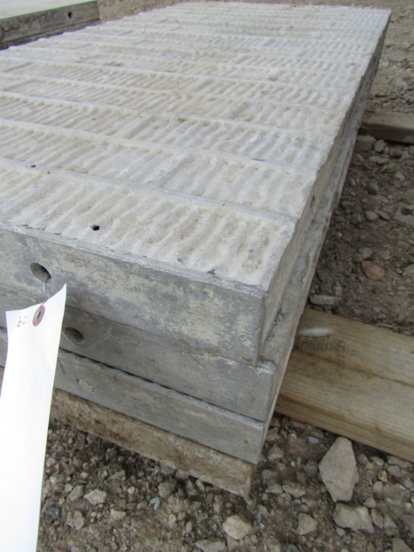 (4) 24"x4' Wall-Tie Aluminum Concrete Forms Vertibrick 6-12 Hole Pattern - Image 3 of 3