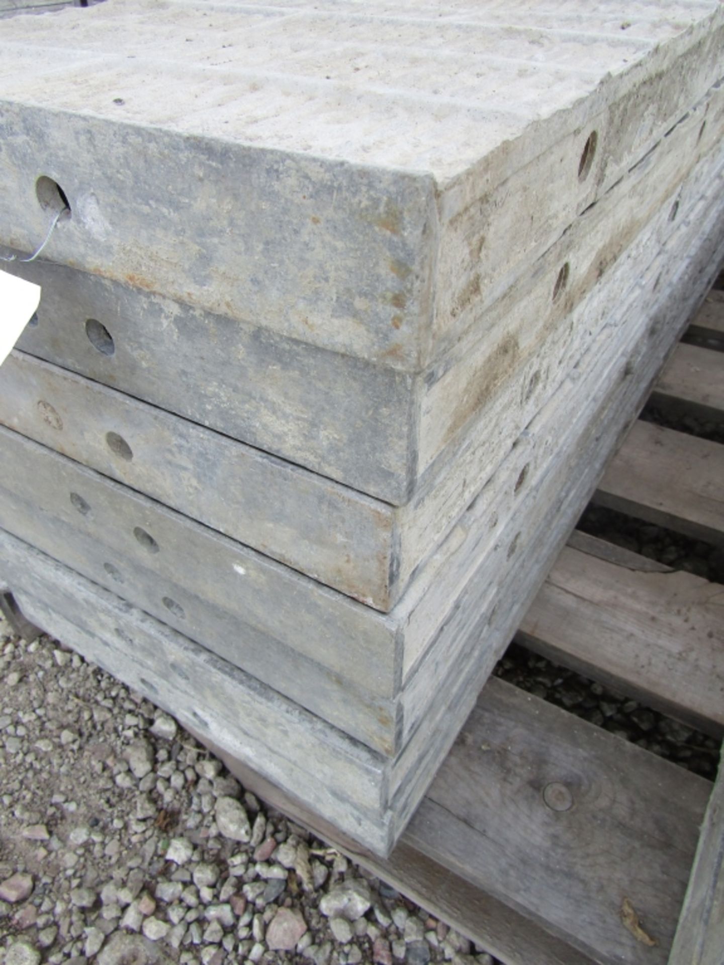 (7) 14"x4' Wall-Tie Aluminum Concrete Forms Vertibrick 6-12 Hole Pattern - Image 2 of 2
