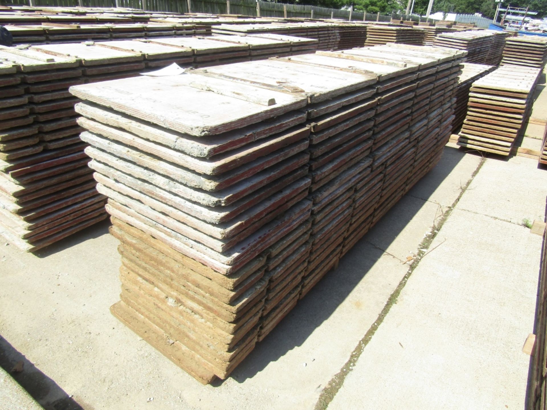 (20) 24" x 10' Advance Concrete Forms 6-Bar System - Image 2 of 2