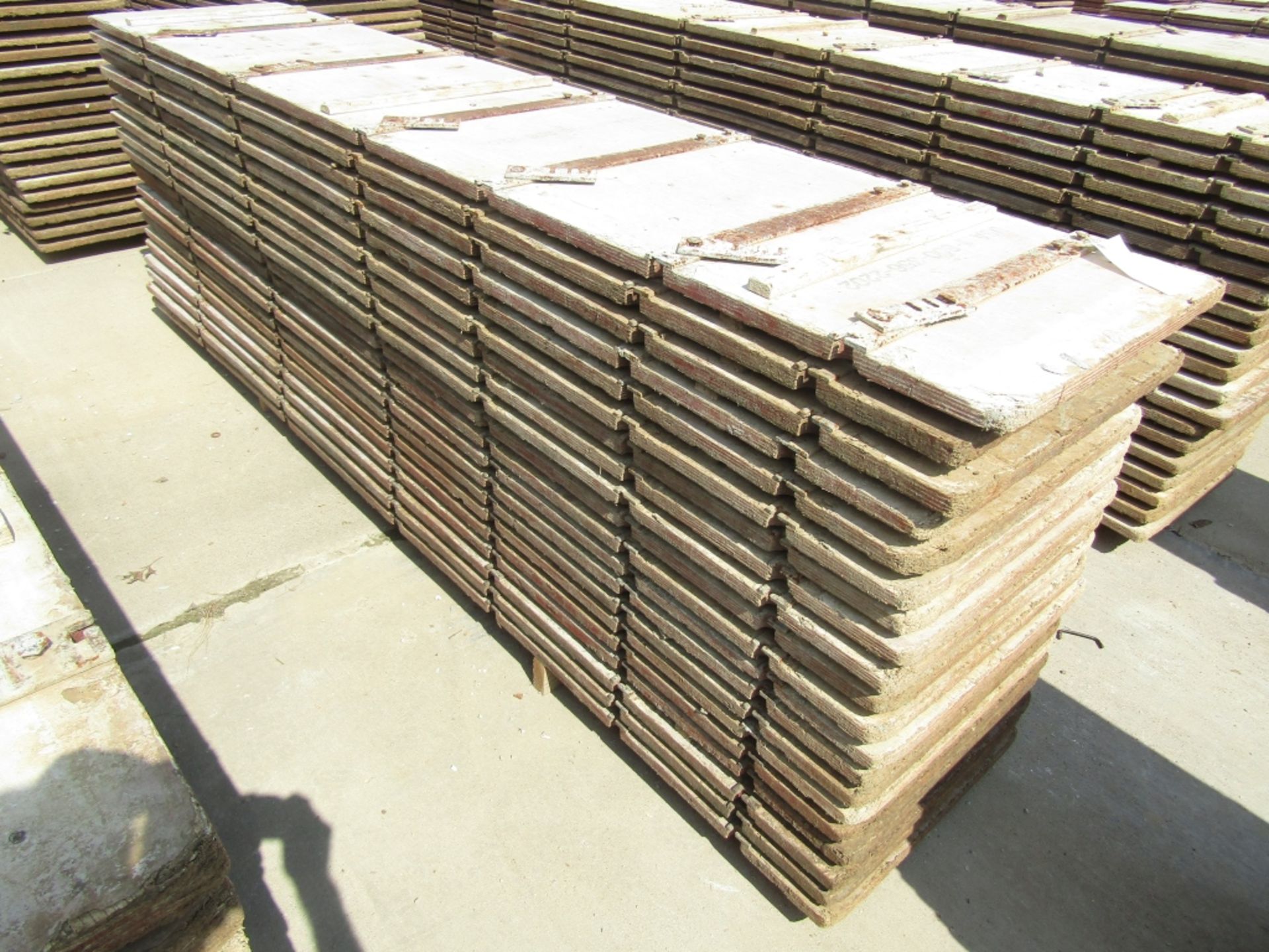 (20) 24" x 10' Advance Concrete Forms 6-Bar System