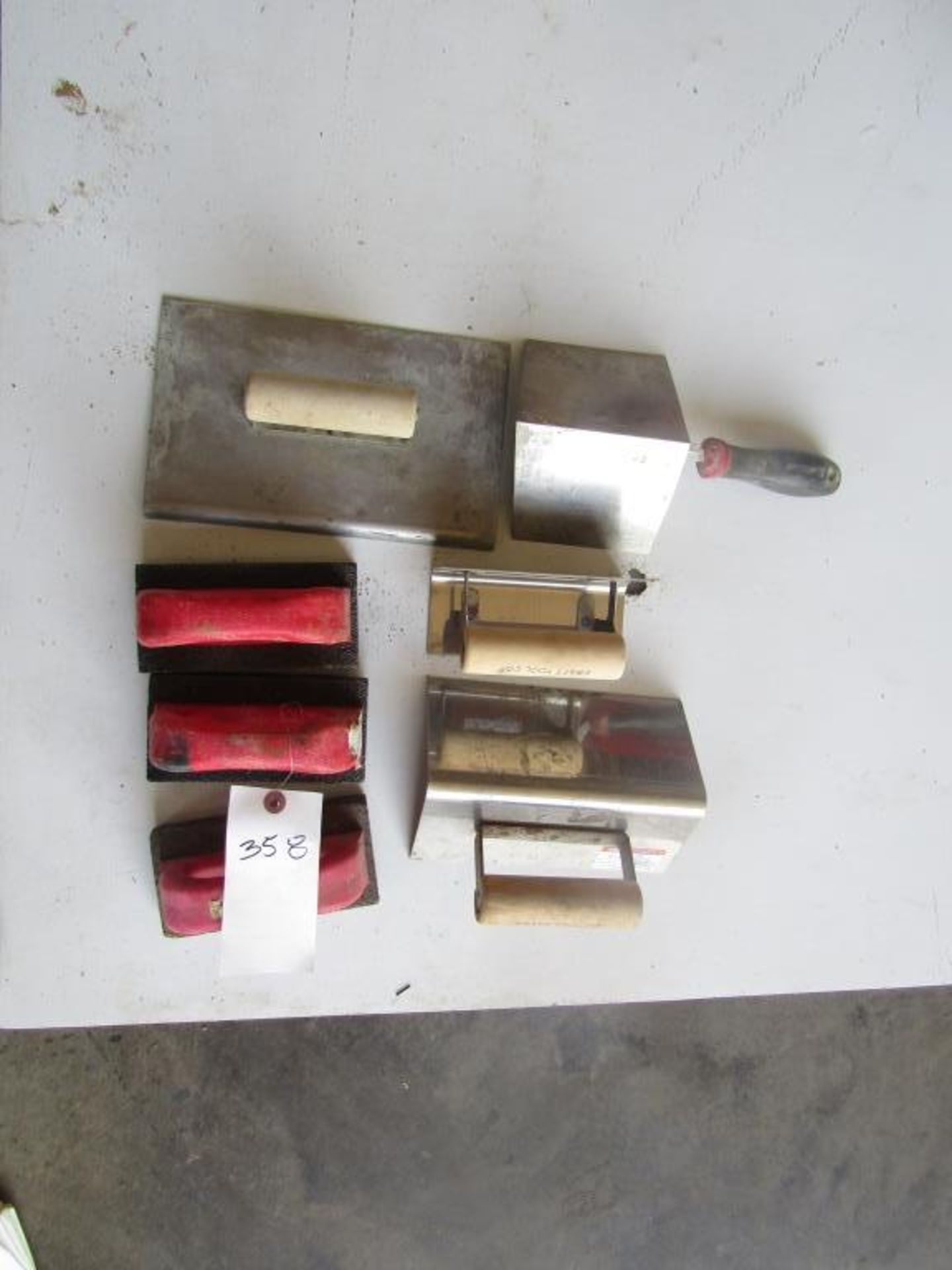 (7) Concrete Finishing Tools