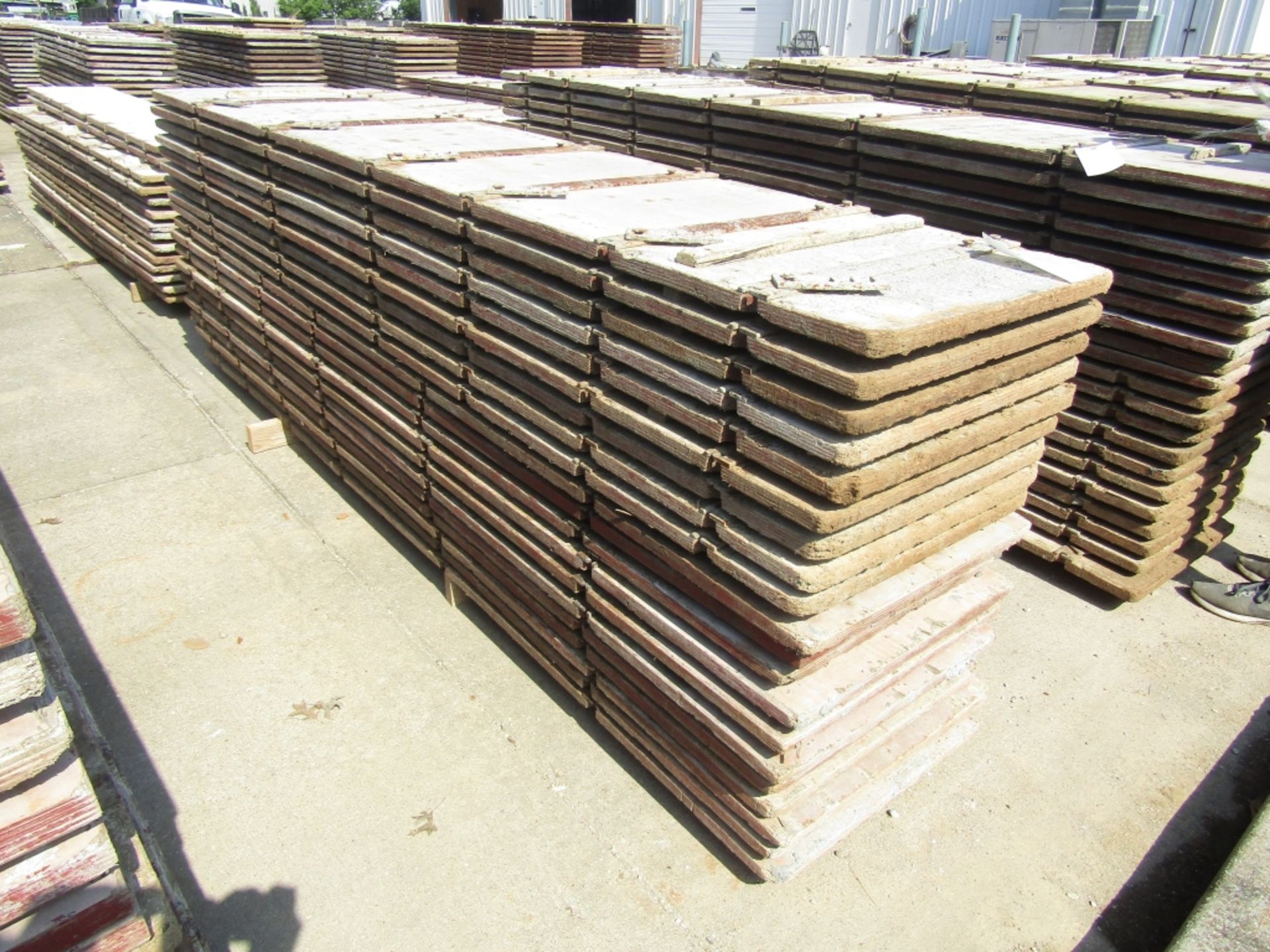 (20) 24" x 10' Advance Concrete Forms 6-Bar System - Image 2 of 2