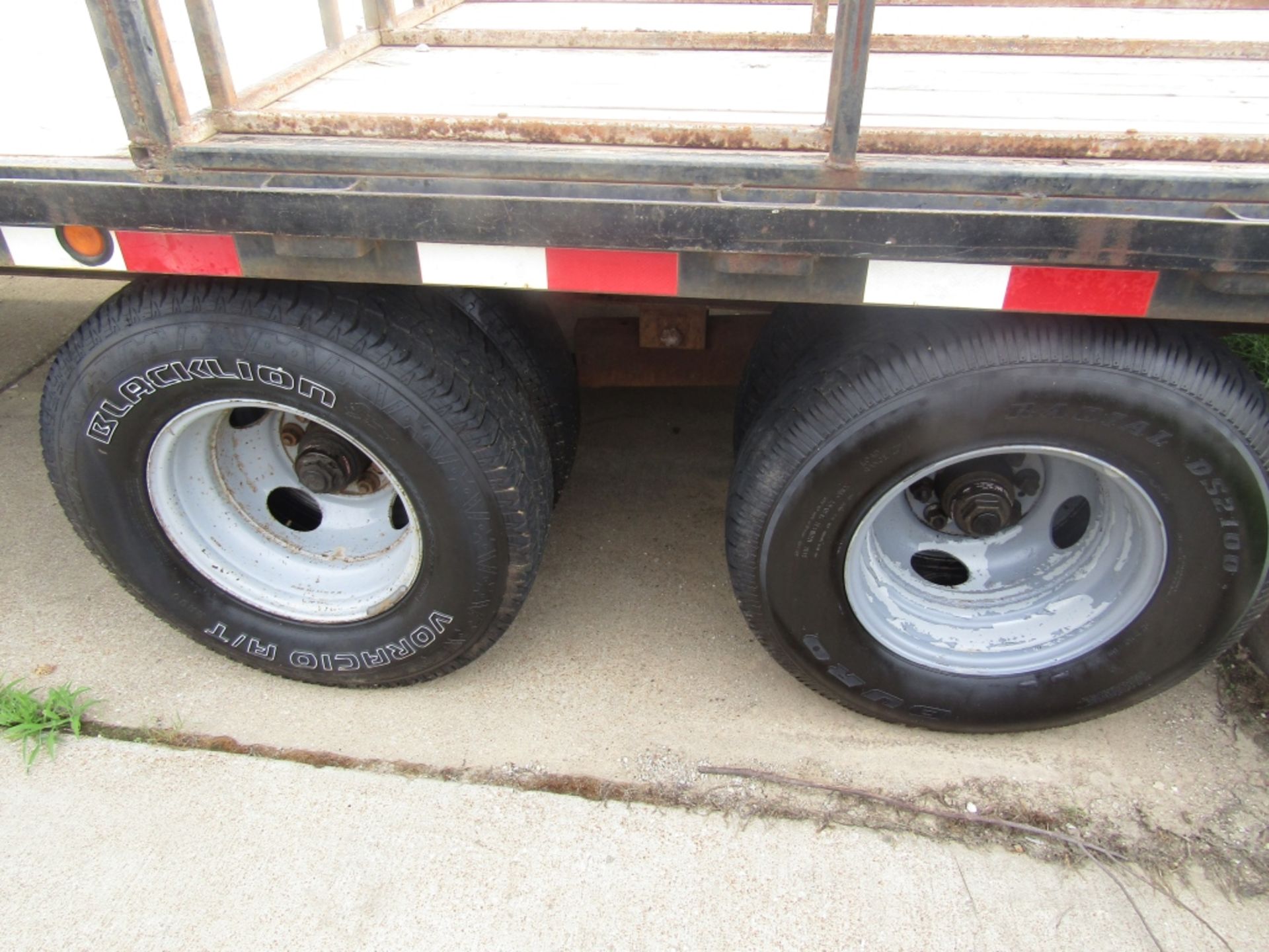 2001 Load Trail Gooseneck Form Trailer, VIN # 4ZEGF202111141337, Wood Deck, Dual Axle, Duro DS2100 - Image 6 of 6