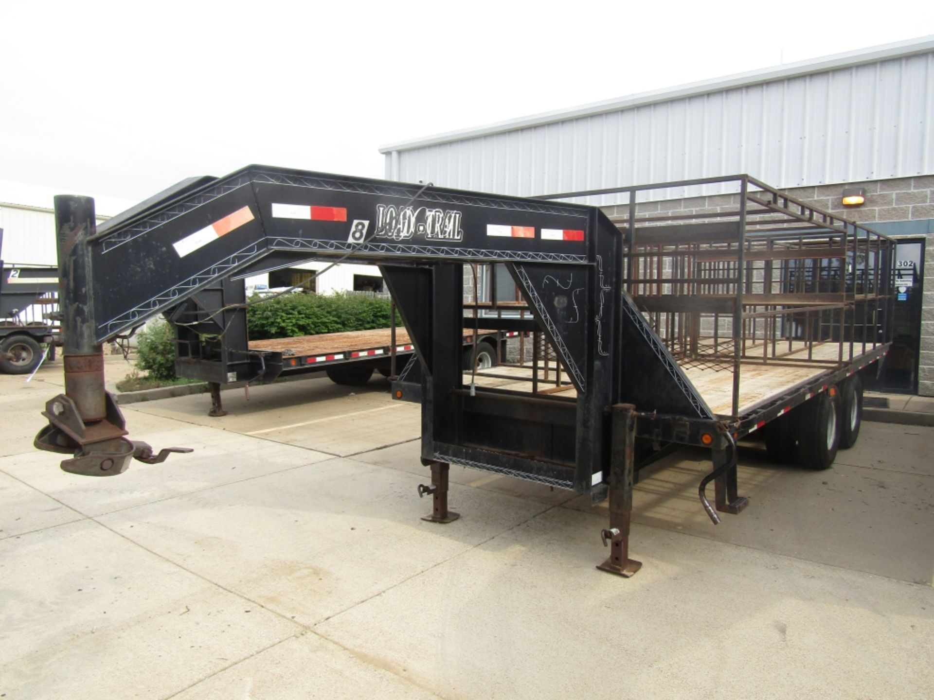 2003 Load Trail Gooseneck Form Trailer, VIN # 4ZEGF302X31159408, Wood Deck, Dual Axle - Image 2 of 7