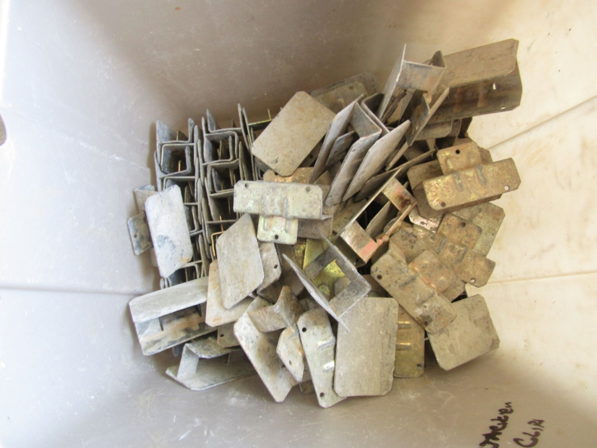 (1) Tub of Stacker Clips, (1) Bucket Stacker Clips, fits 2" x 4" Panel