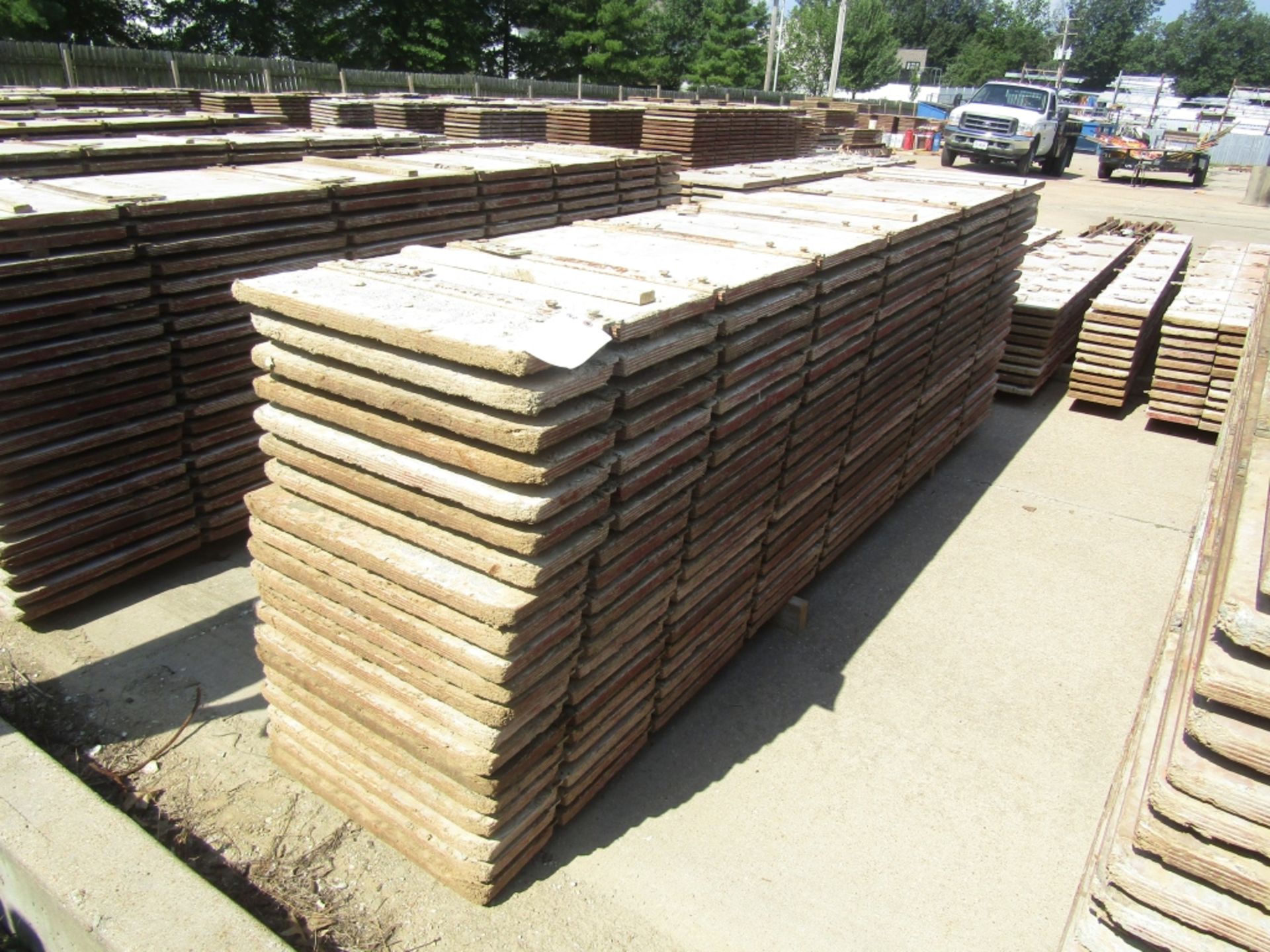 (20) 24" x 10' Advance Concrete Forms 6-Bar System - Image 2 of 2