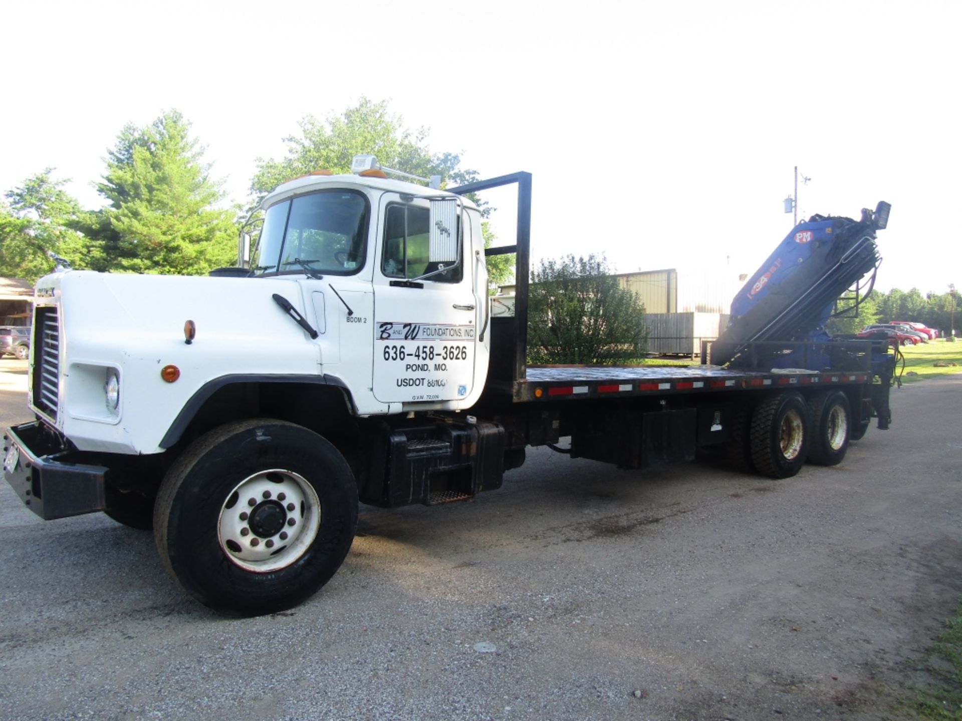 2000 Mack Boom Truck, Model DM690S VIN# 21M2B209C1YM026686, 283,742 miles, 19554 hours, Mack - Image 4 of 72