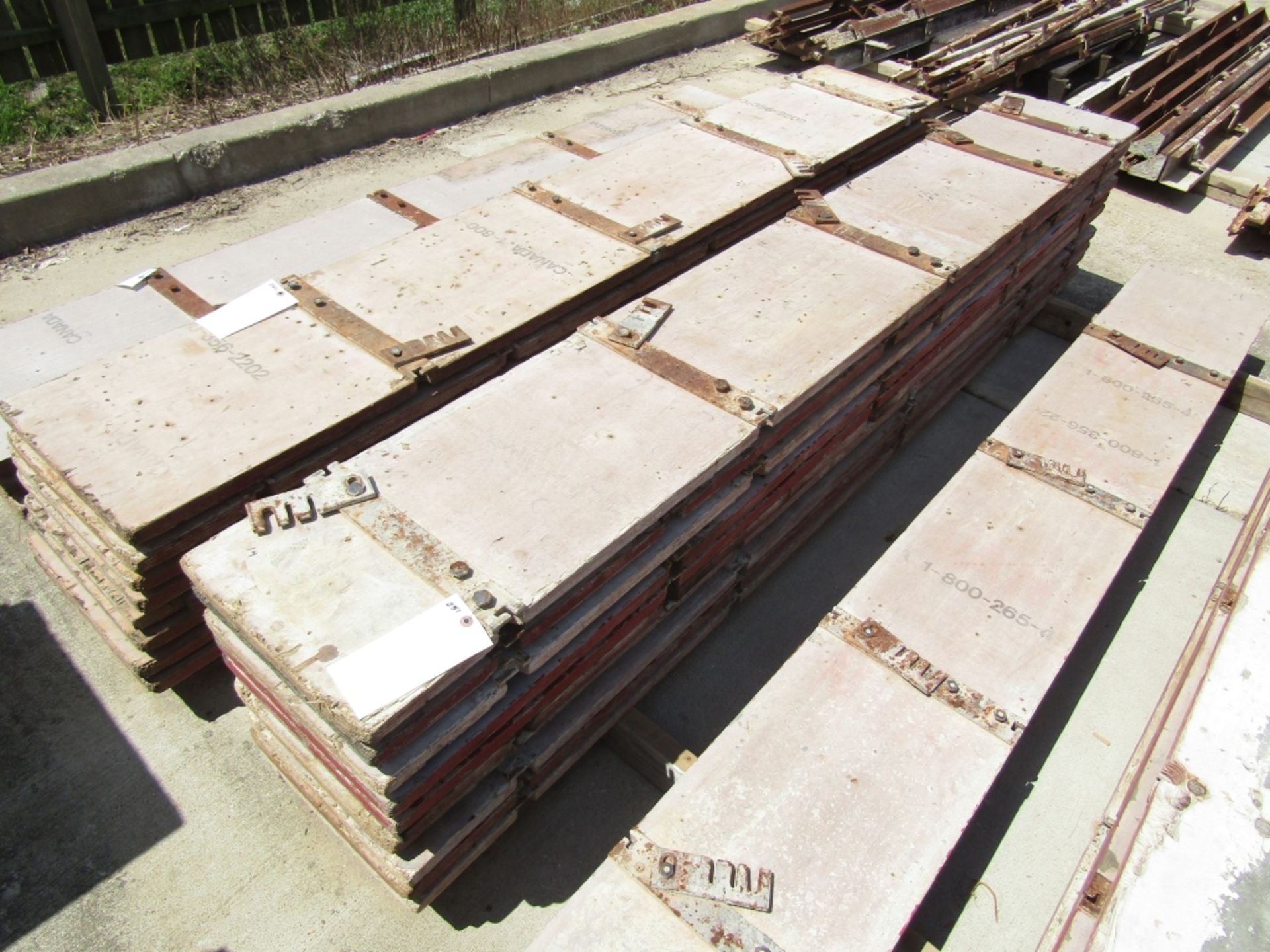 (10)14" x 8' Advance Concrete Forms 4-Bar System - Image 2 of 2