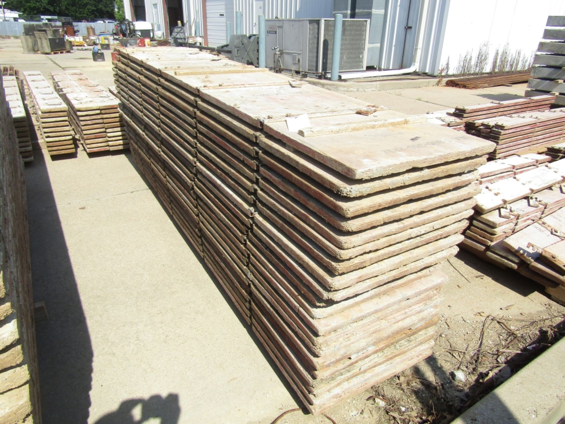 (20) 24" x 10' Advance Concrete Forms 6-Bar System