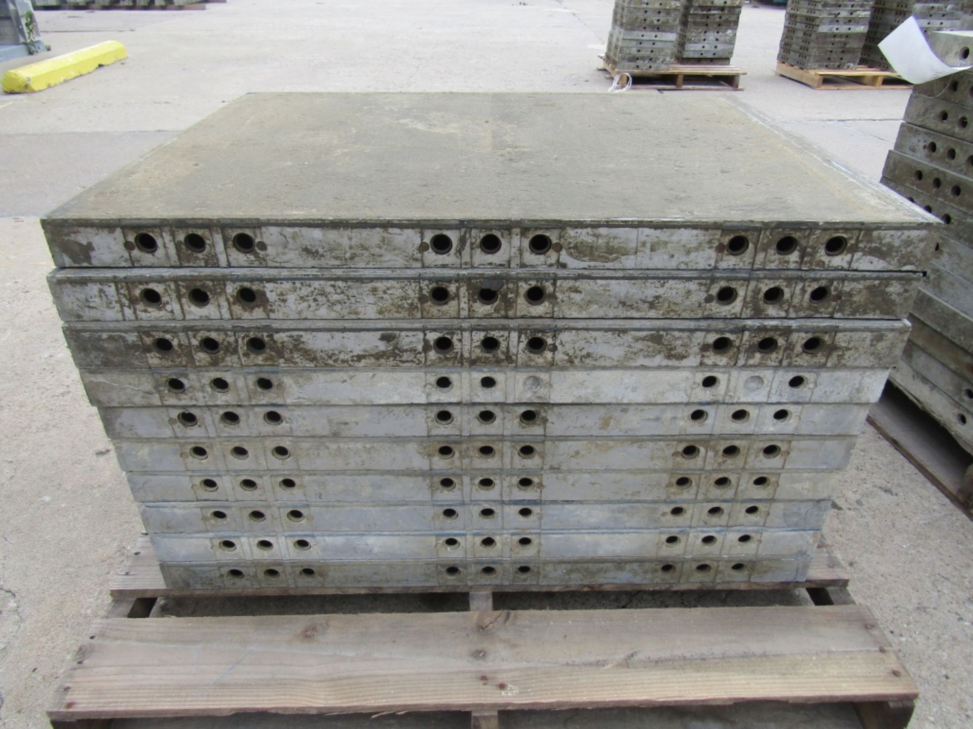 (10) 28" x 3' Western Elite Concrete Forms, Smooth 6-12 Hole Pattern Triple Punch/ Gasket, Located - Image 4 of 4