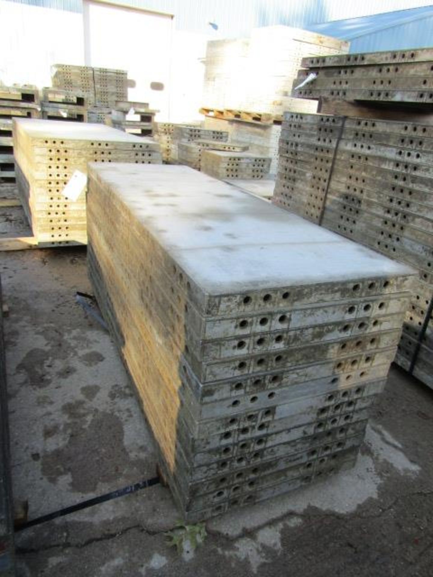 (13) 24" x 6' Western Elite Concrete Forms - Image 4 of 4
