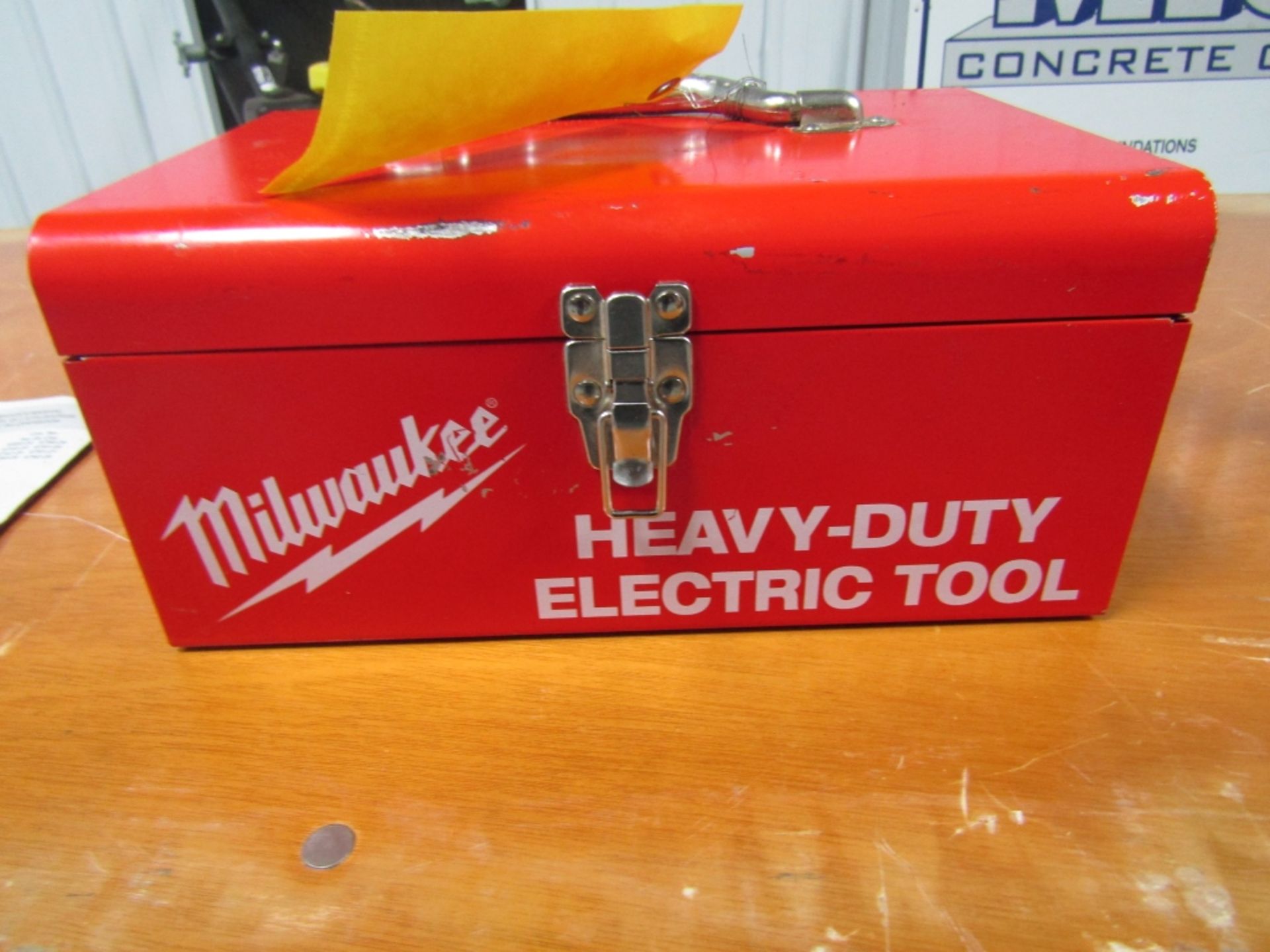 NEW Milwaukee Heavy- Duty Electric Screwdriver, Located in Mt. Pleasant, IA - Bild 3 aus 3