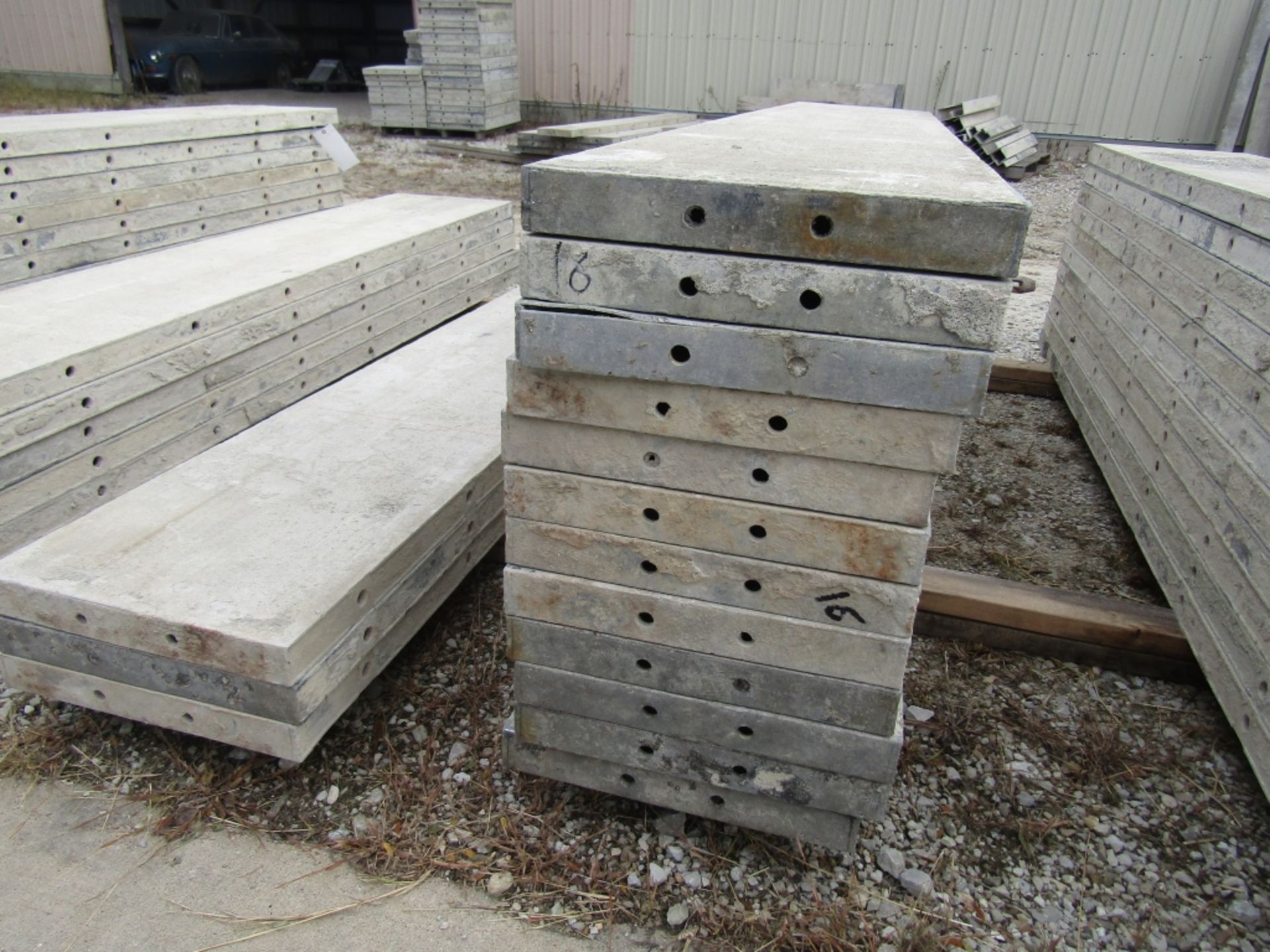 (23) 16" x 8' Durand Concrete Forms, Smooth 6-12 Hole Pattern, Attached Hardware, Located in Mt. - Bild 4 aus 4
