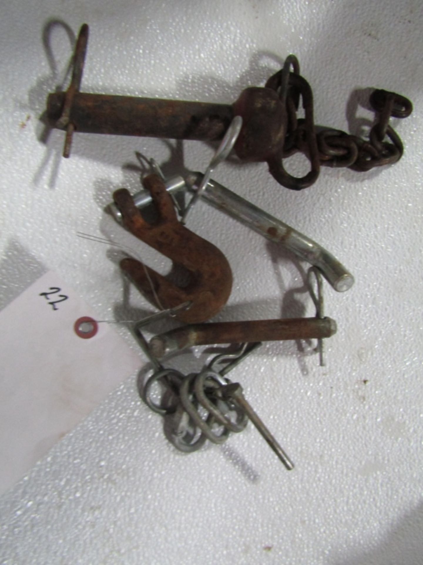 (2) Hitch Pins, Located in Mt. Pleasant, IA