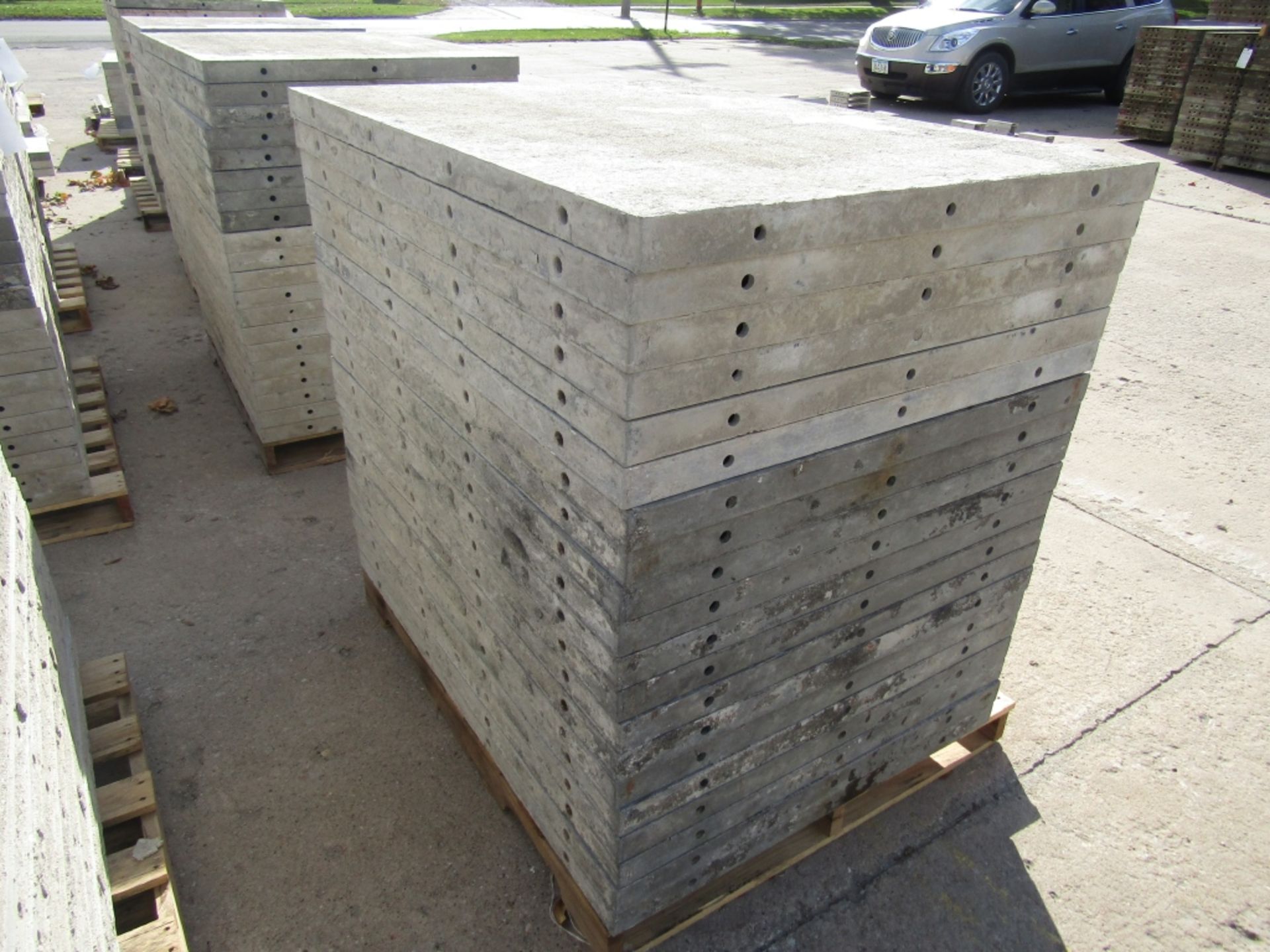 (20) 36" x 4' Durand Concrete Forms, Smooth 6-12 Hole Pattern, Attached Hardware, Located in Mt. - Image 2 of 4