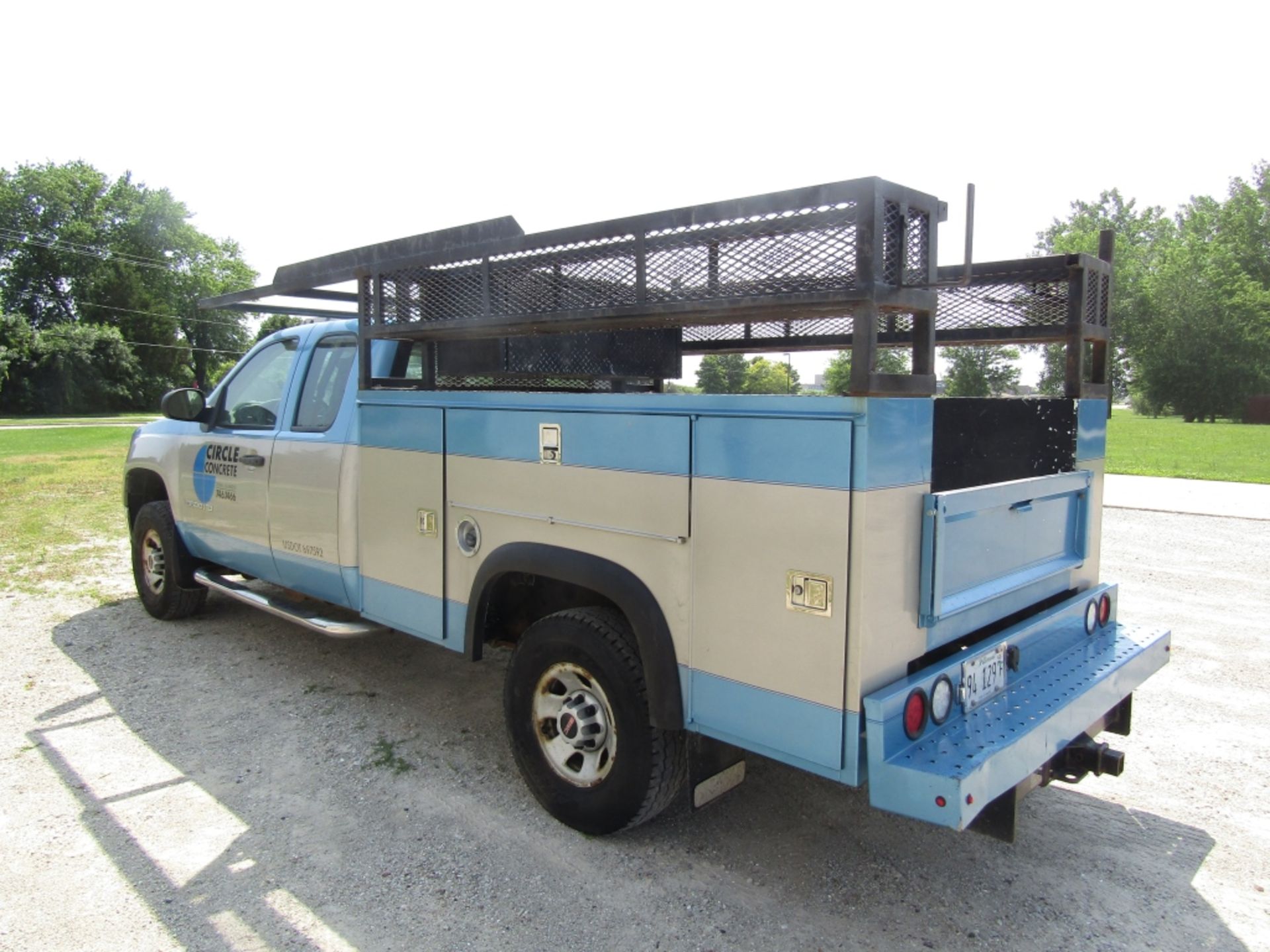 2008 GMC Sierra C3500 Crew Cab Utility Truck, VIN #1GTHC39K67E599158, Model #C30953, 144886 miles, - Image 5 of 26