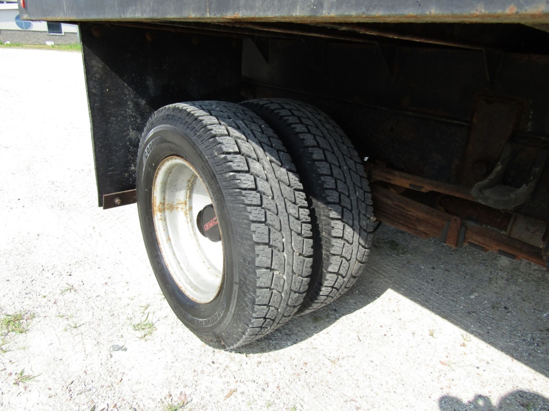 1997 GMC Sierra 3500 SL Waterproof Utility Truck, Dually, VIN #1GDJK34F9VF022321, 154888 miles, - Image 19 of 32