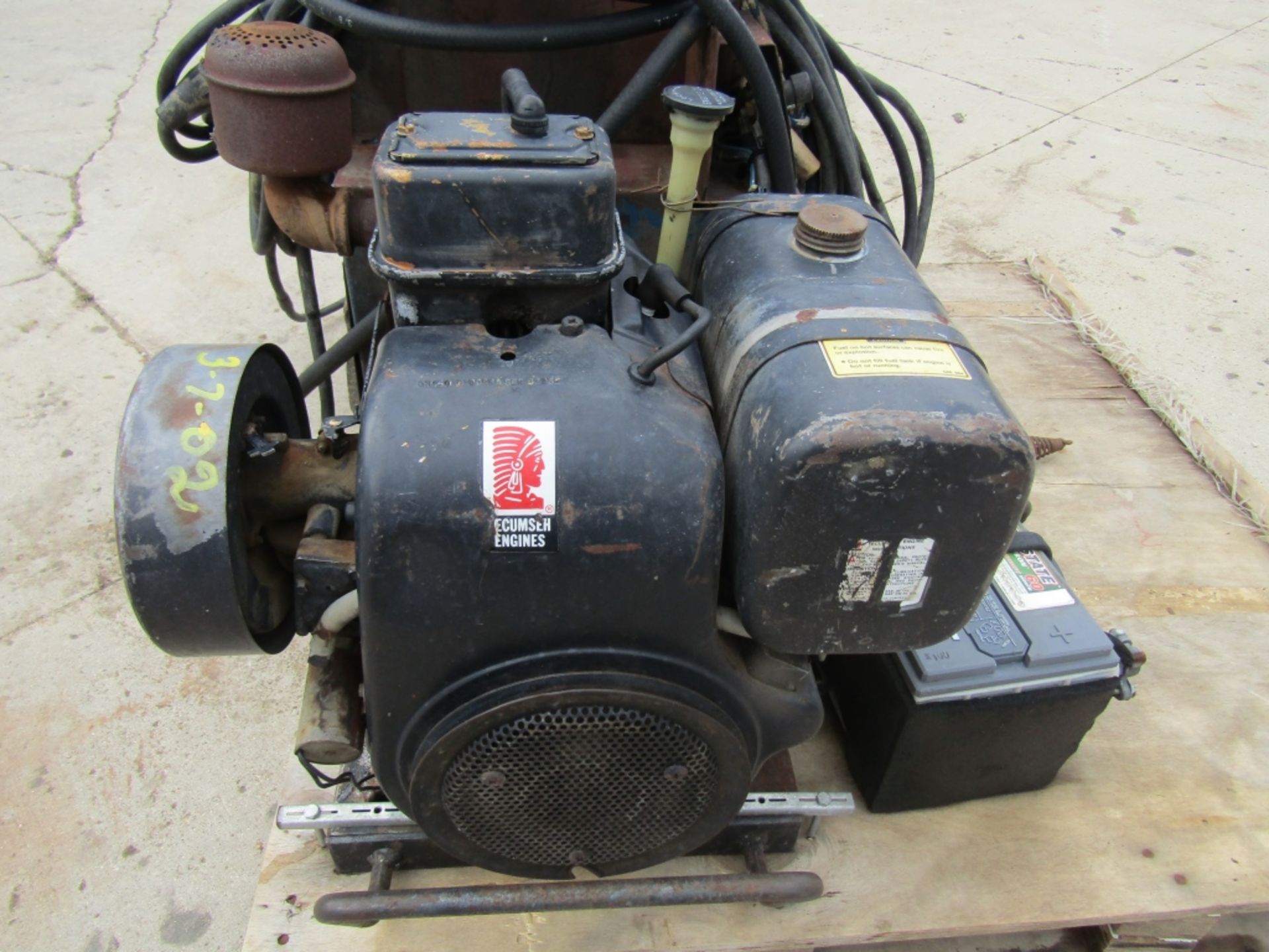 Miller Bluestar DC ARC Welding Generator - Image 6 of 6