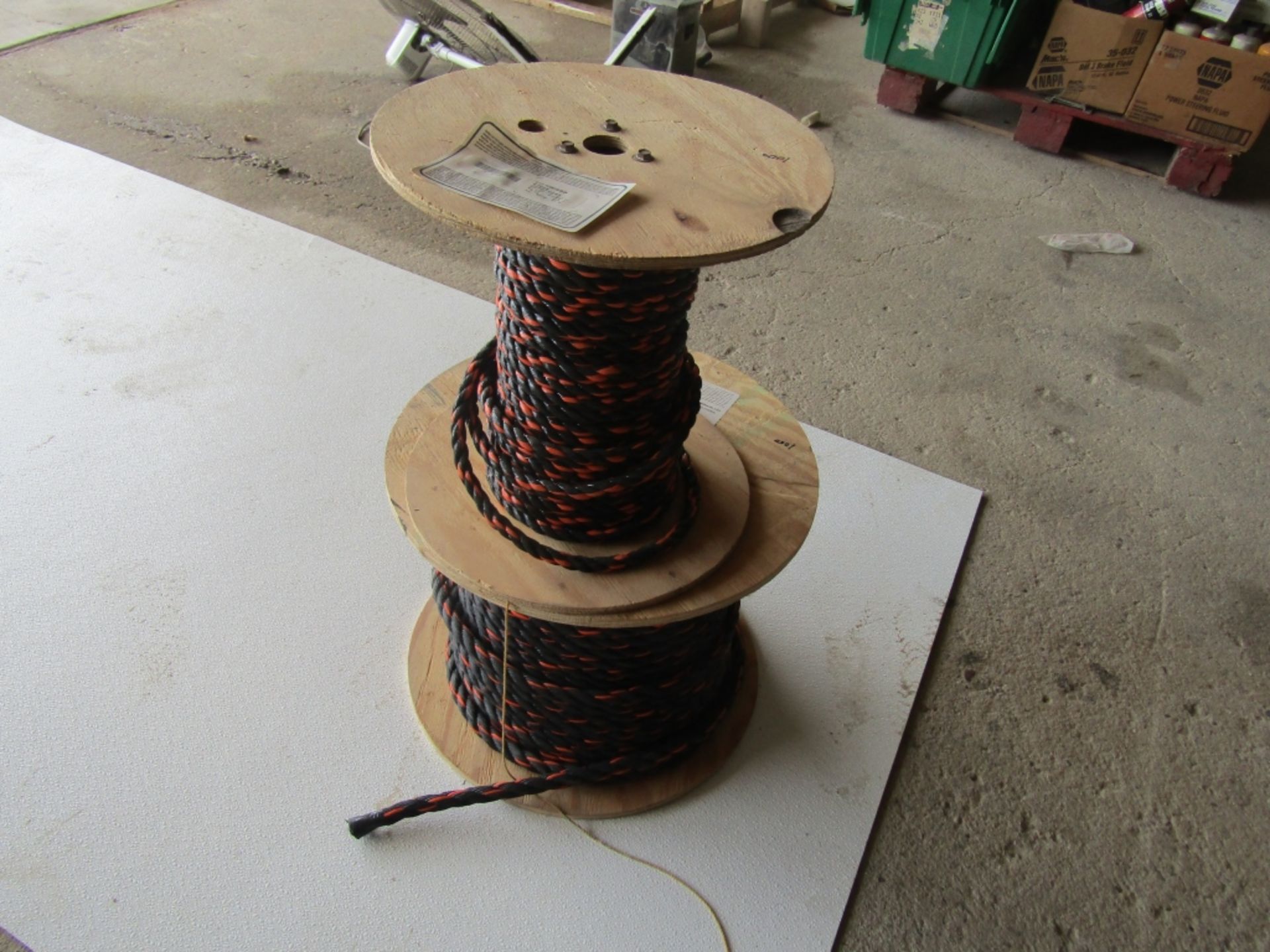 (2) Spools of 1/2" & 3/4" Truck Rope