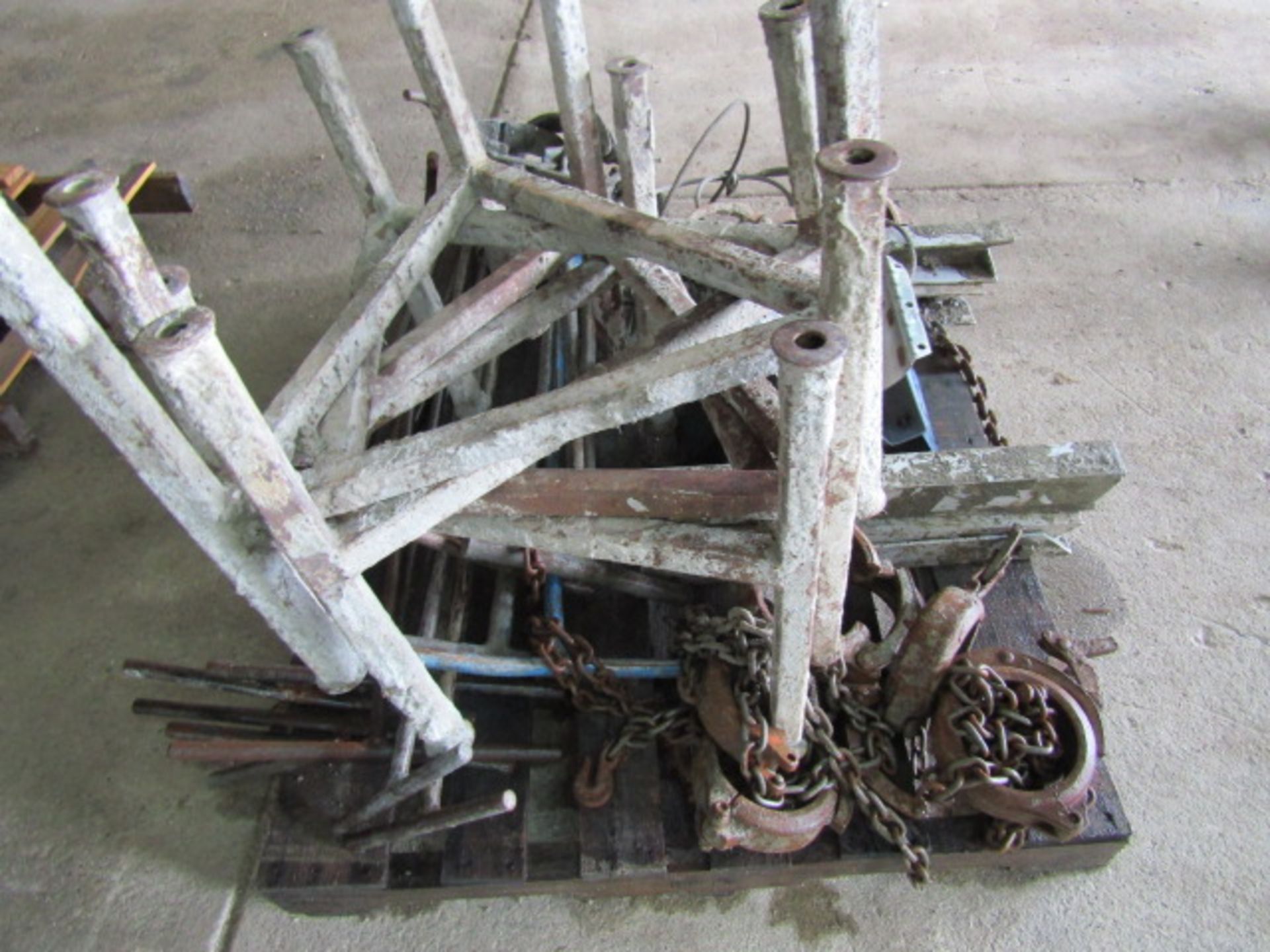 (1) Pallet of Misc. Choker, Clamps, Stands, Etc. - Image 3 of 3