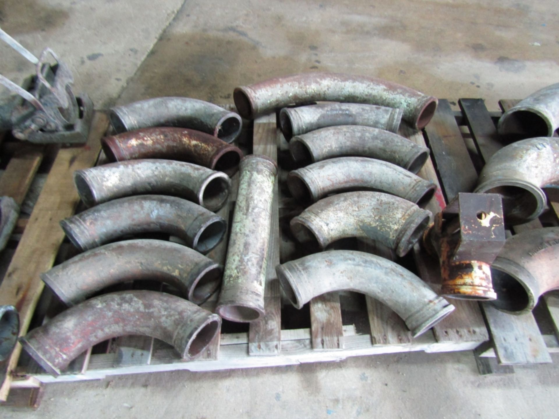 (2) Pallets Various Size Pump Curves - Image 2 of 3