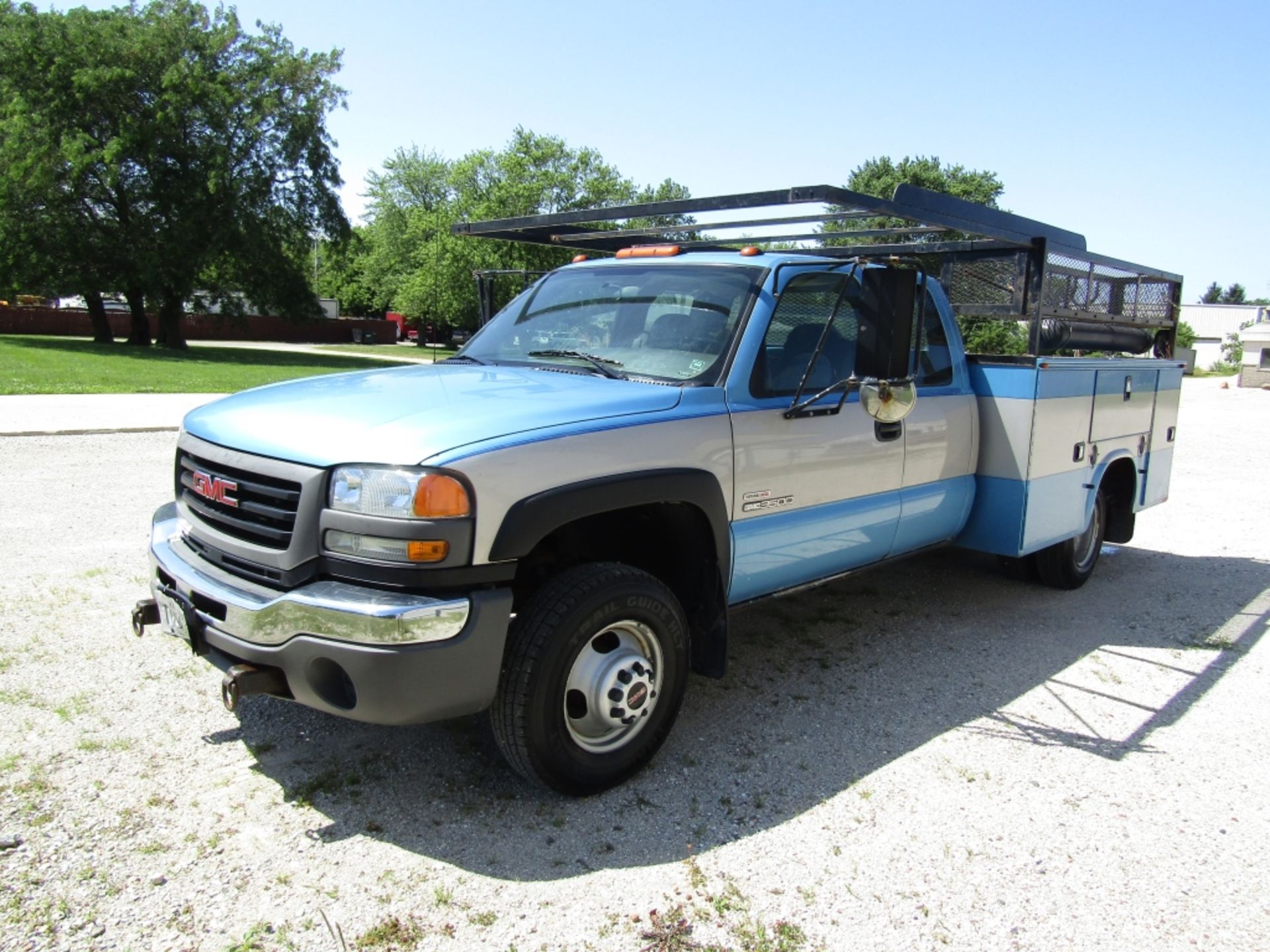 2004 GMC 3500 Duramax Diesel Utility Truck, Dually, VIN # 1GDJC391X4E119400, 177700 miles, 6.6 Turbo - Image 2 of 39