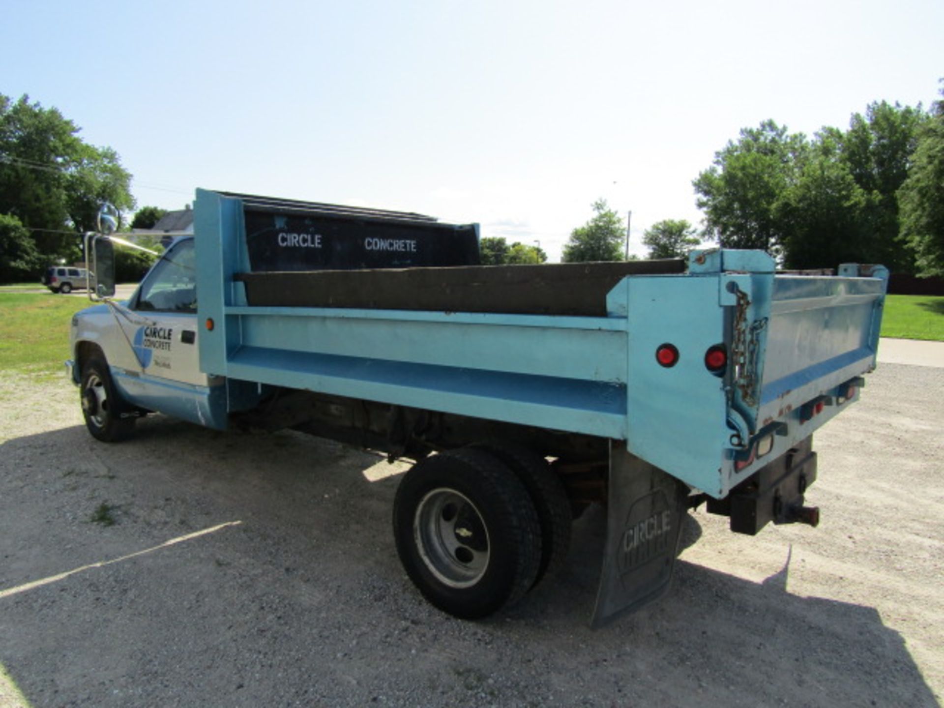 1999 Chevy 3500 Dump Truck, with 10' Bed, Dually, VIN #1GBJC34R7XF001826, 155512 miles, Automatic - Image 5 of 26
