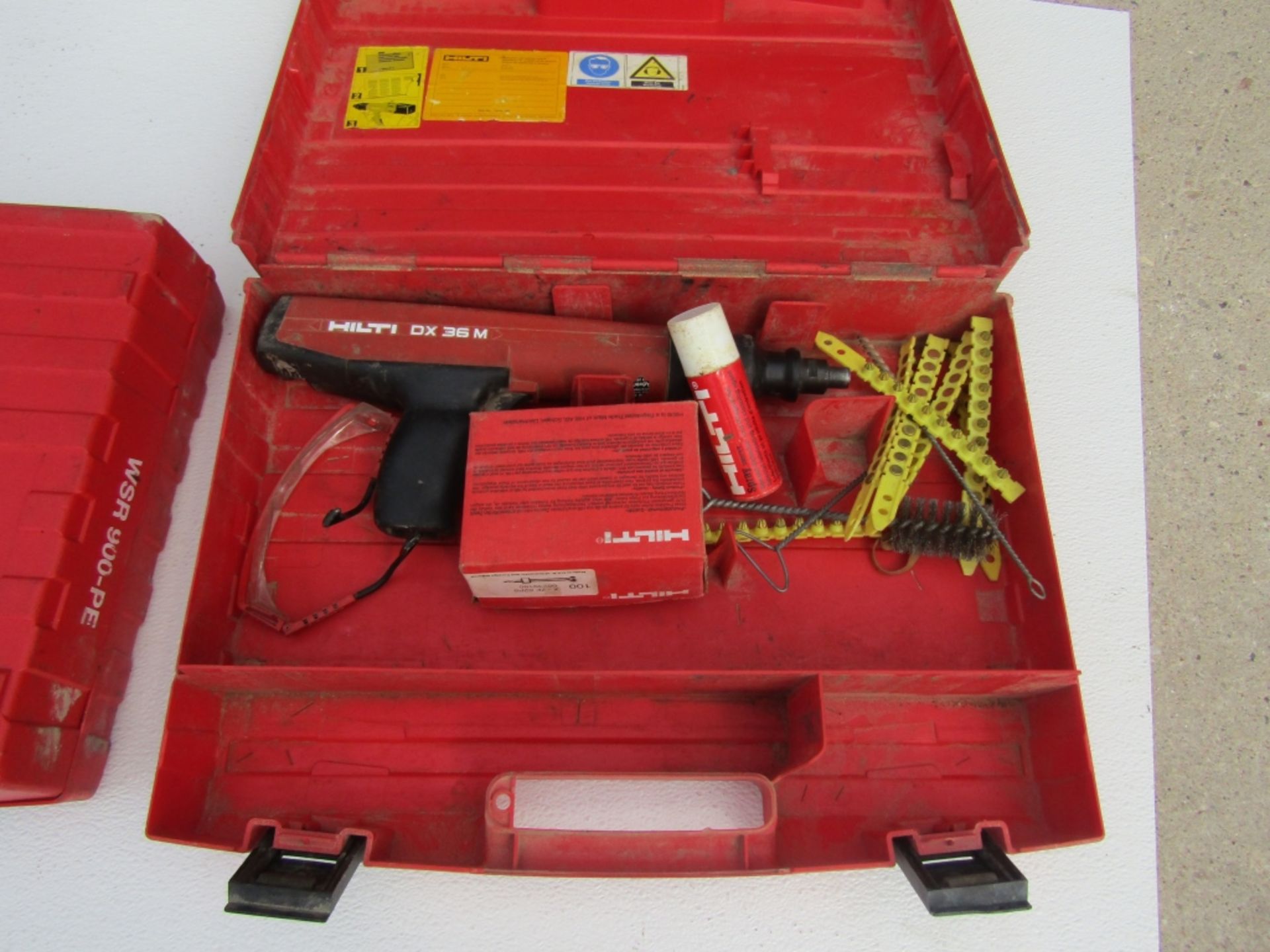 Hilti DX 36M Nail Gun