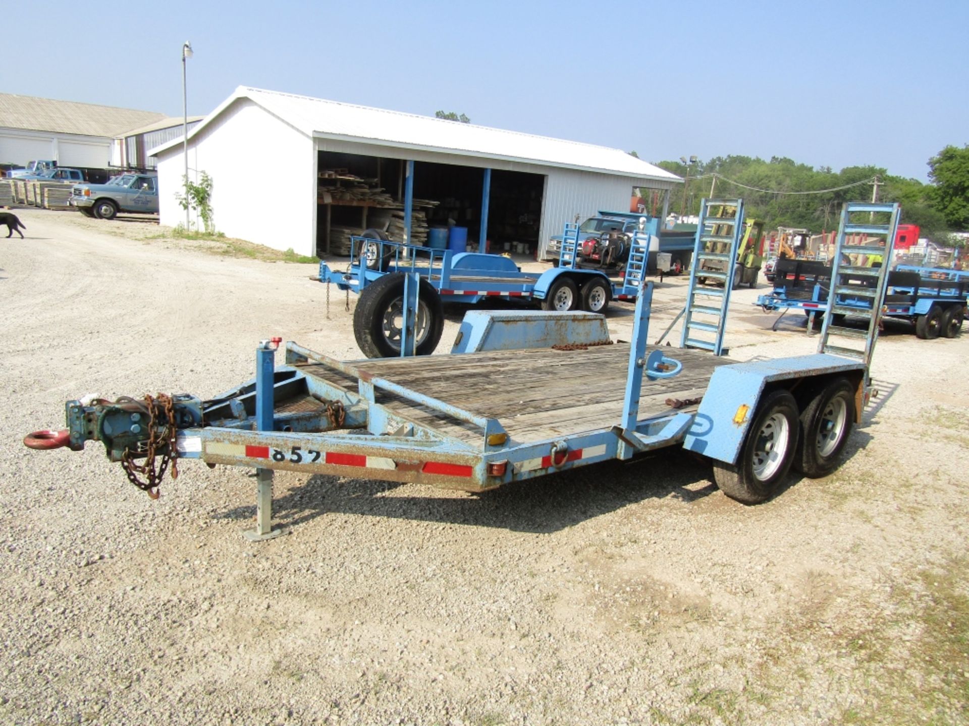 1999 Mobile Mfg. Tandem Axle Trailer, VIN # 1M9FA1428X1319852, Ramps 14'4" x 6' 6", Wood Deck, - Image 2 of 8